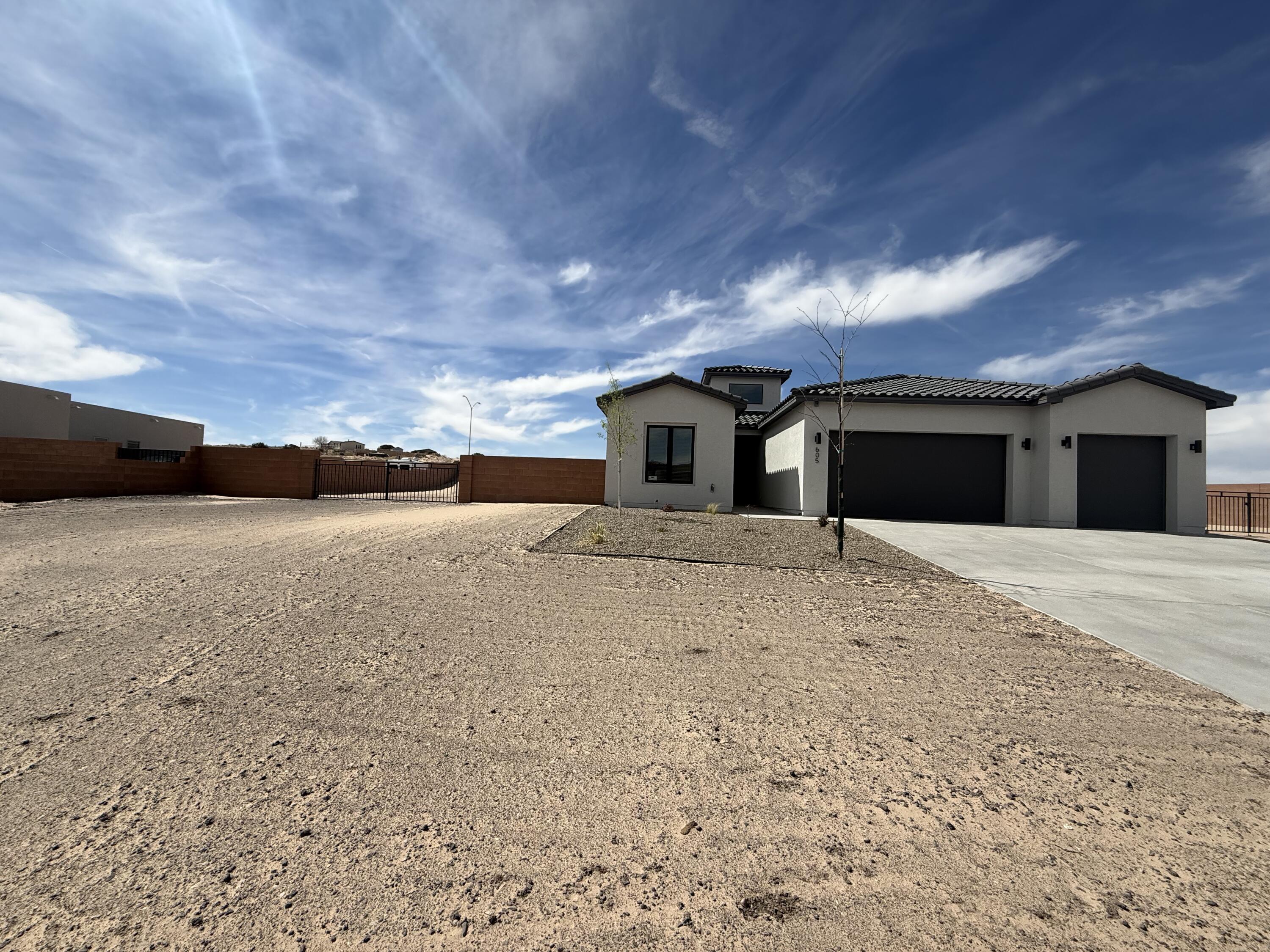 605 Colorado Mountain Road NE
