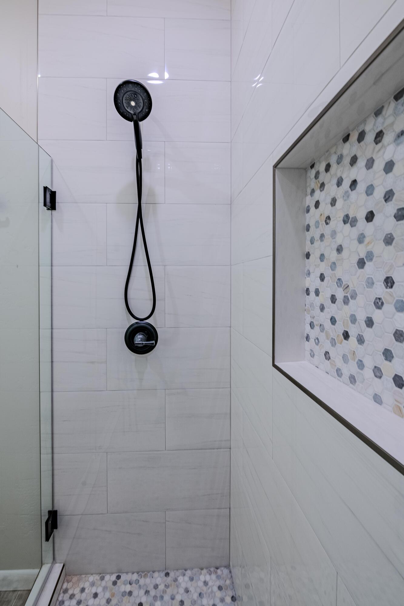 605 Colorado Mountain Road NE