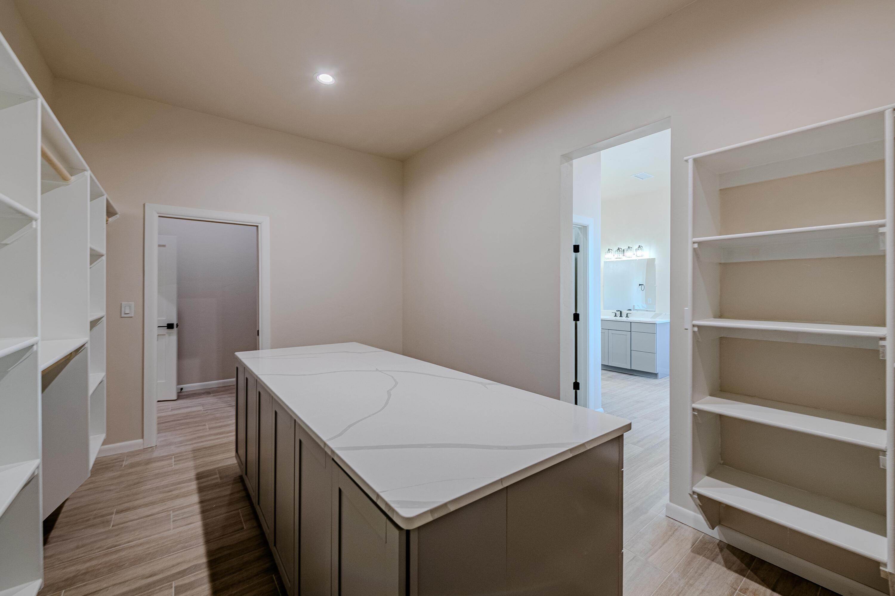 605 Colorado Mountain Road NE