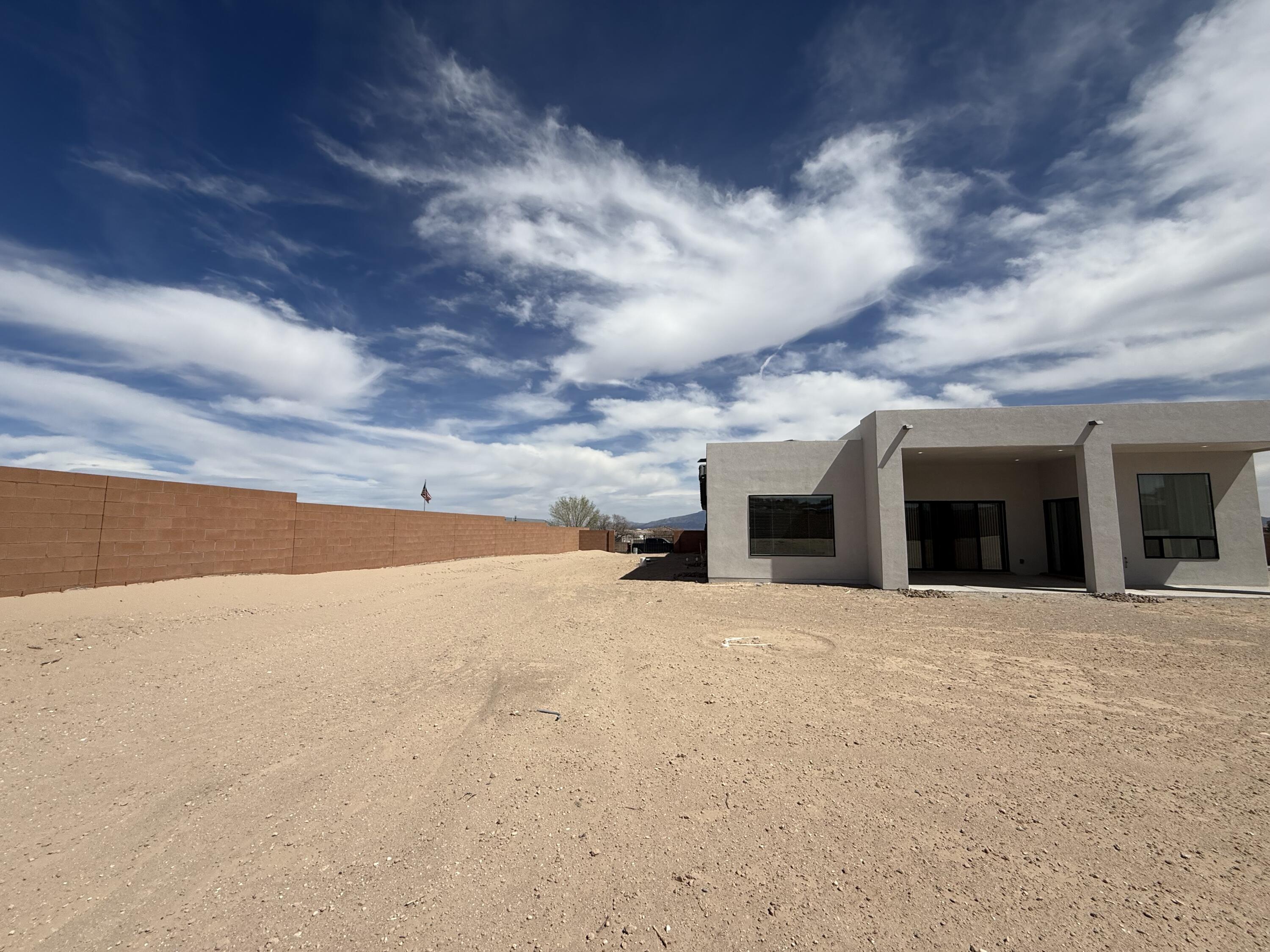 605 Colorado Mountain Road NE