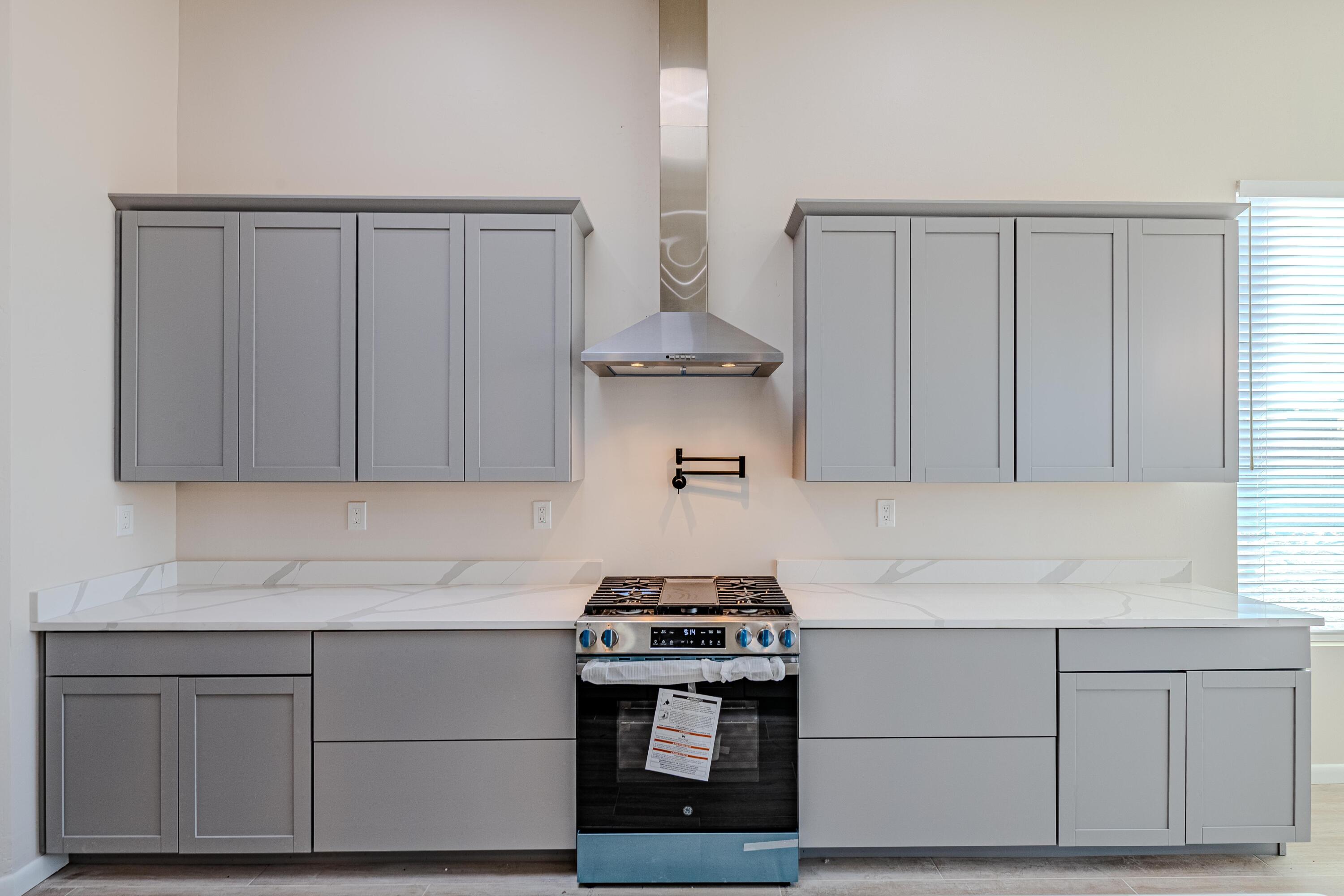 605 Colorado Mountain Road NE