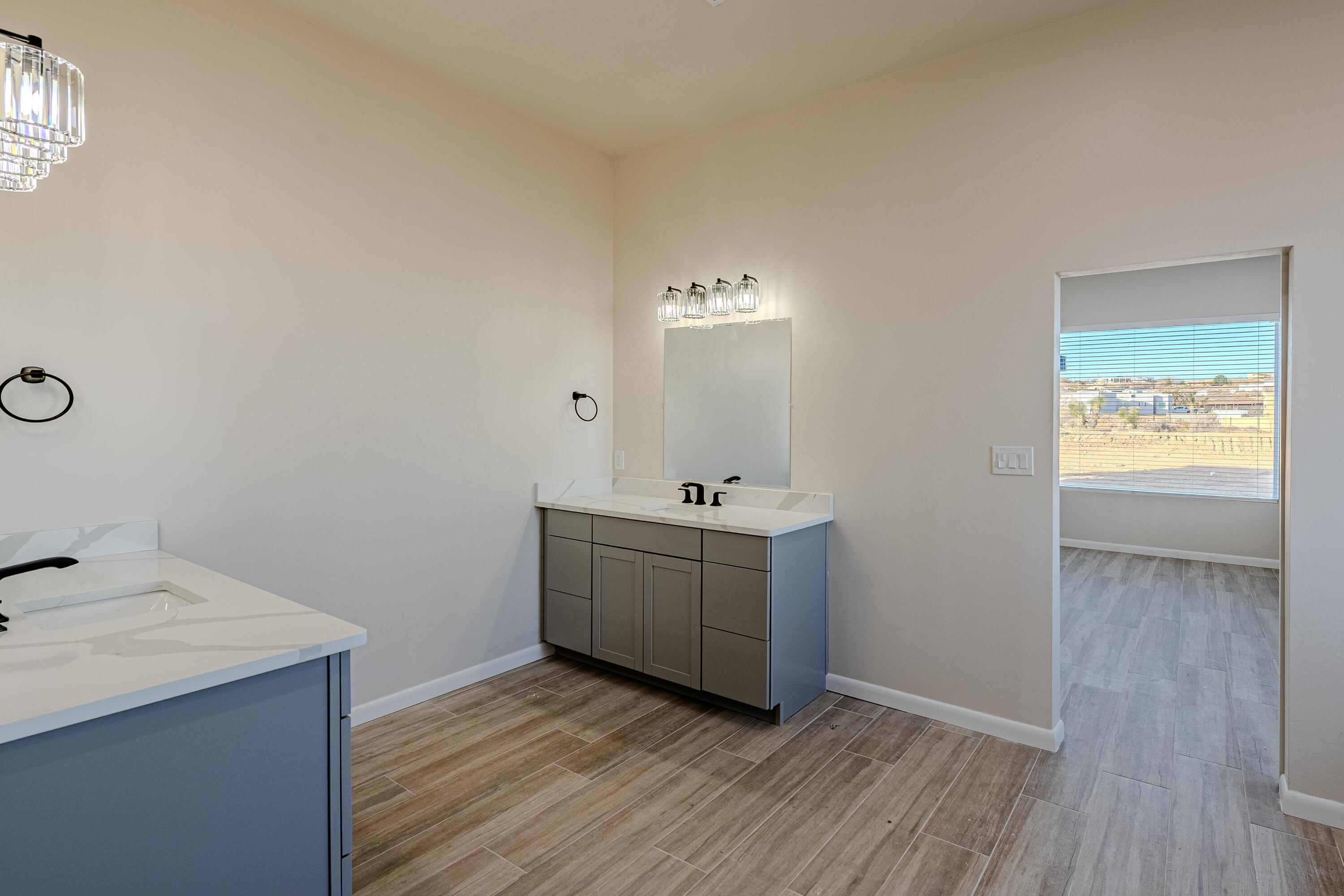 605 Colorado Mountain Road NE