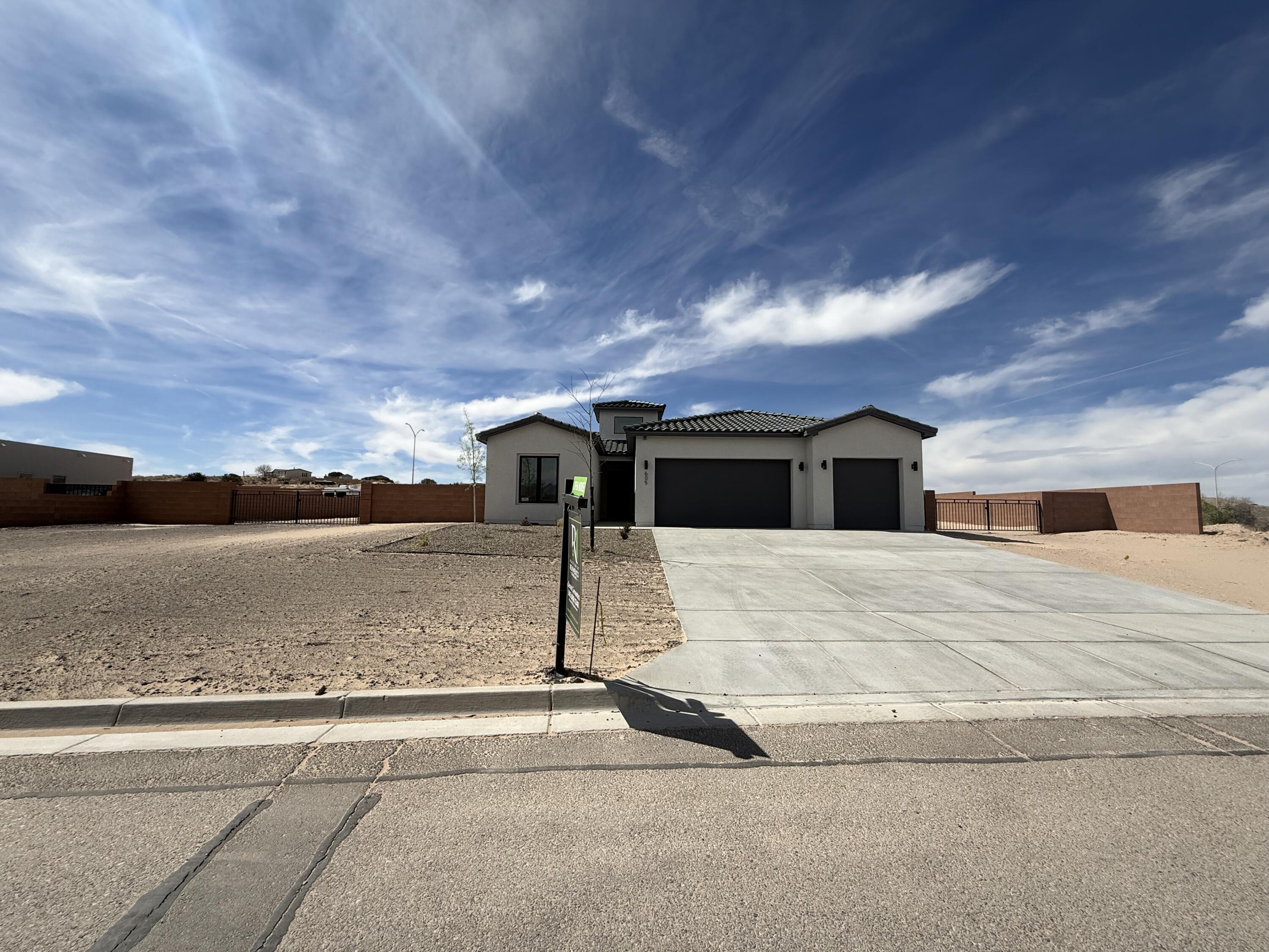 605 Colorado Mountain Road NE