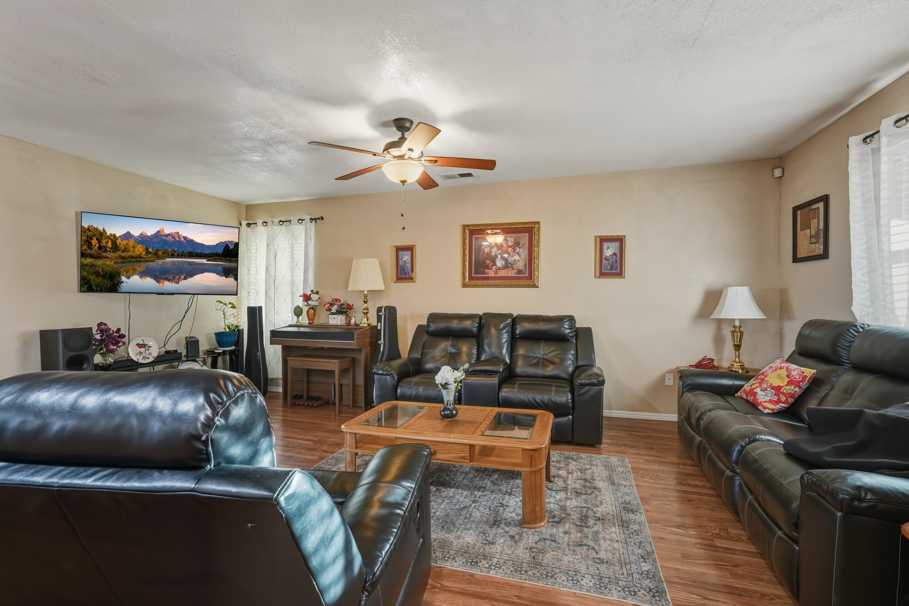 1700 Gschwind Place SW