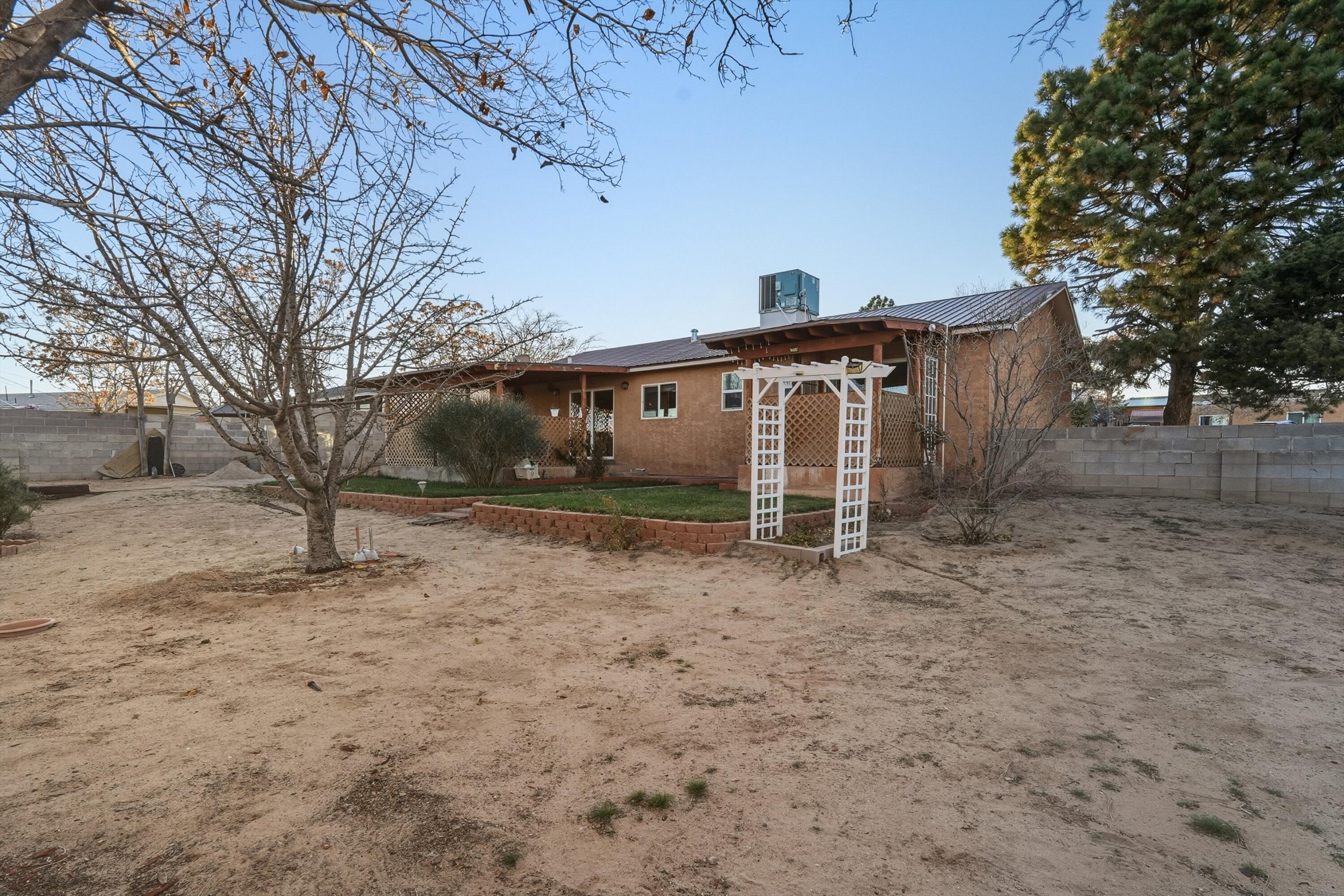 1700 Gschwind Place SW