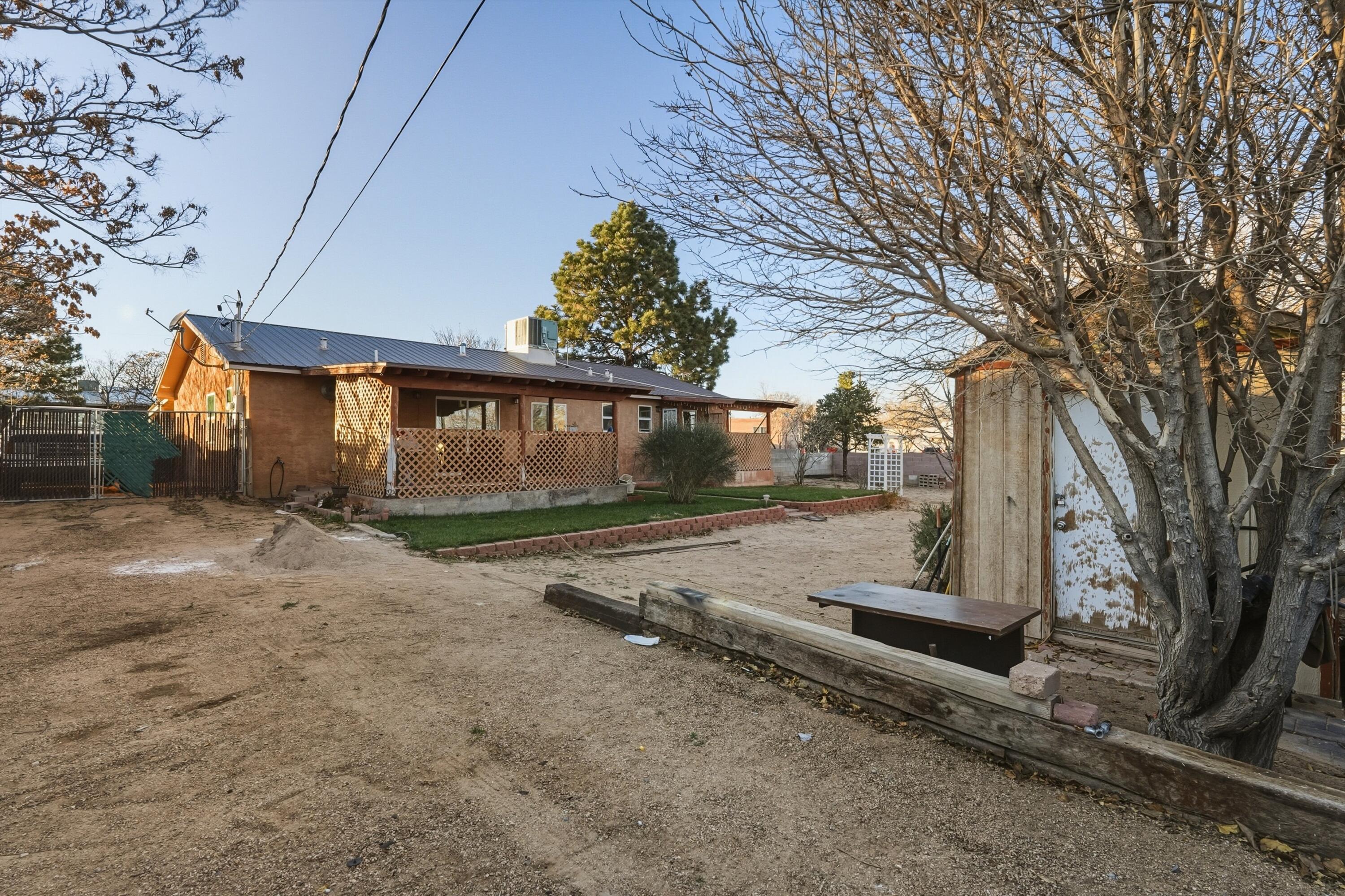 1700 Gschwind Place SW