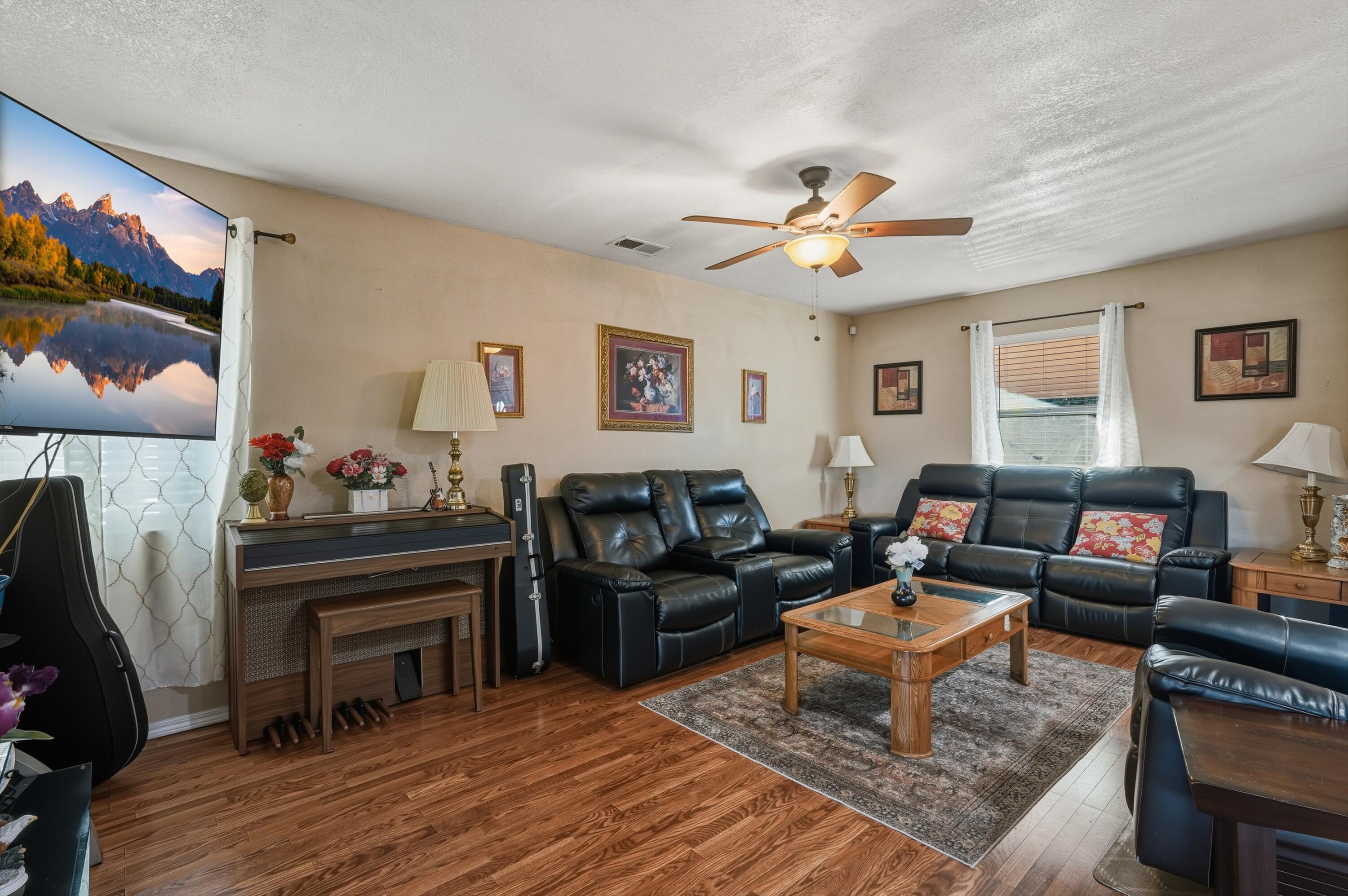 1700 Gschwind Place SW