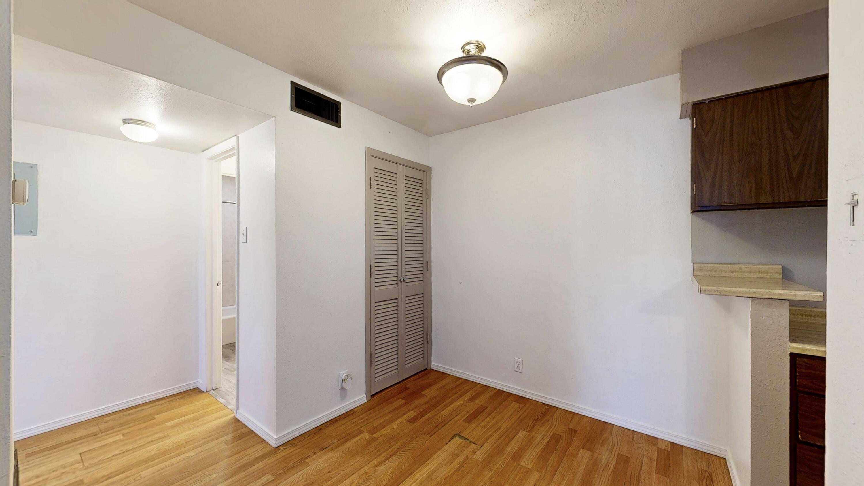 1601 Pennsylvania Street NE U 04