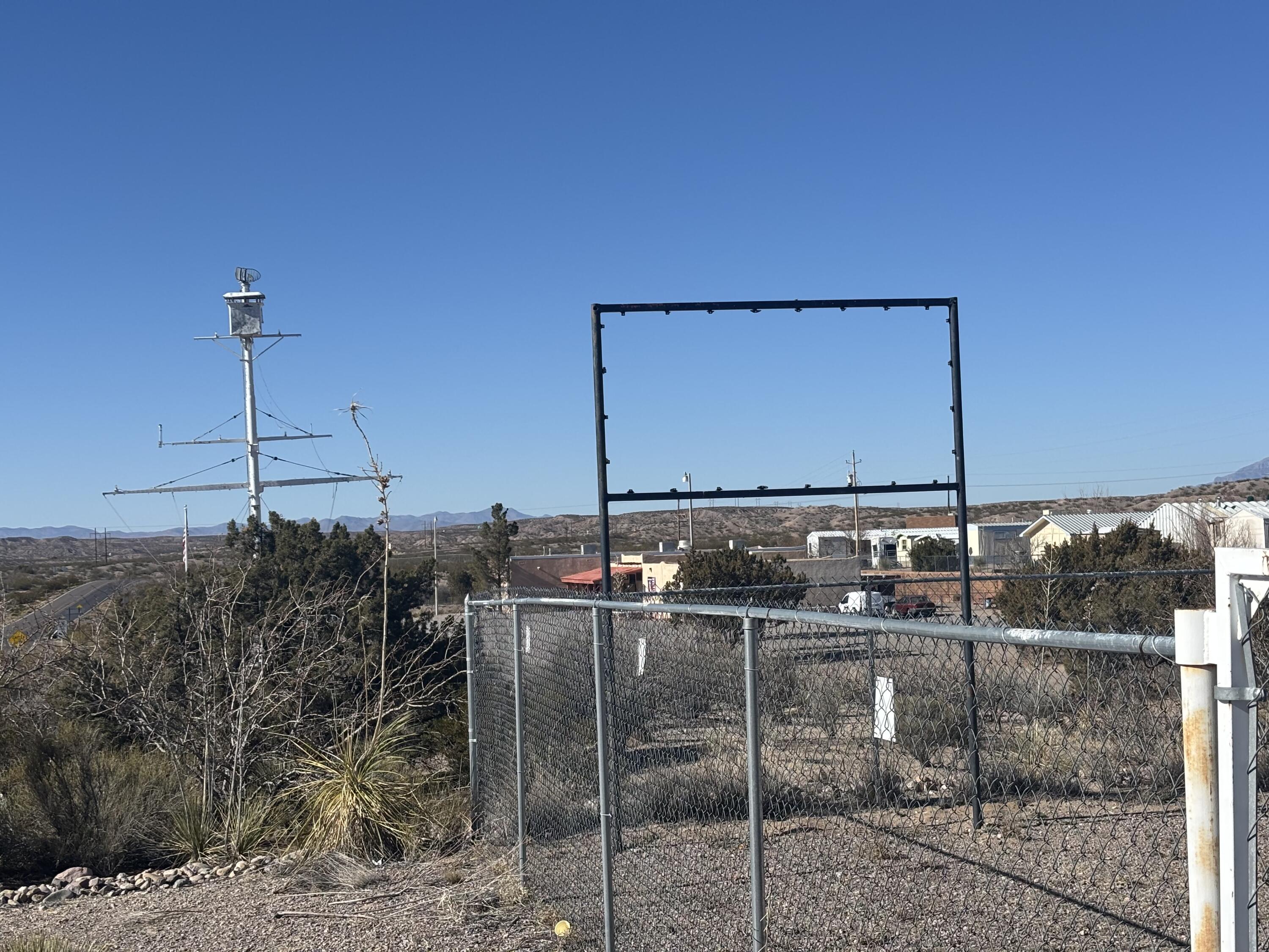 1201 New Mexico 195