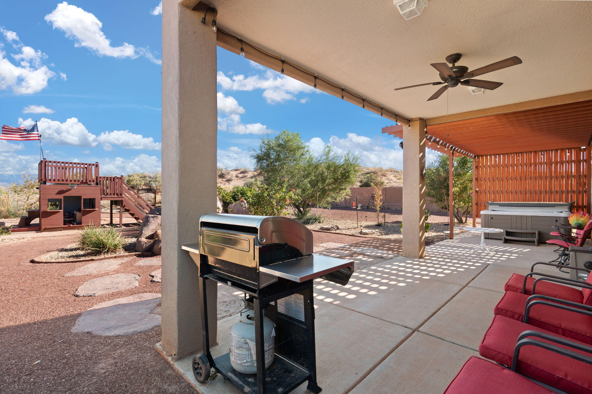 1296 Monterrey Road NE