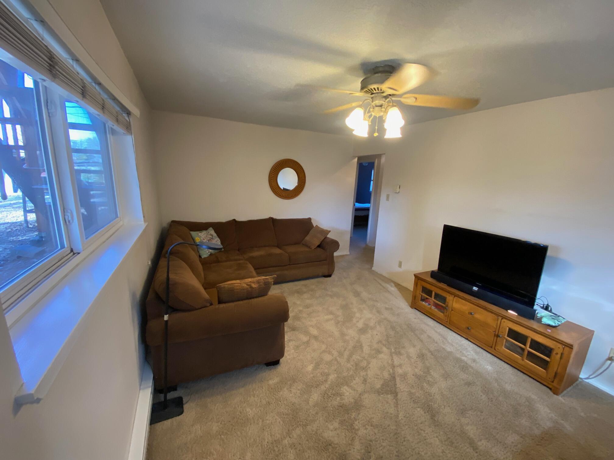 1921 Chelwood Park Boulevard NE