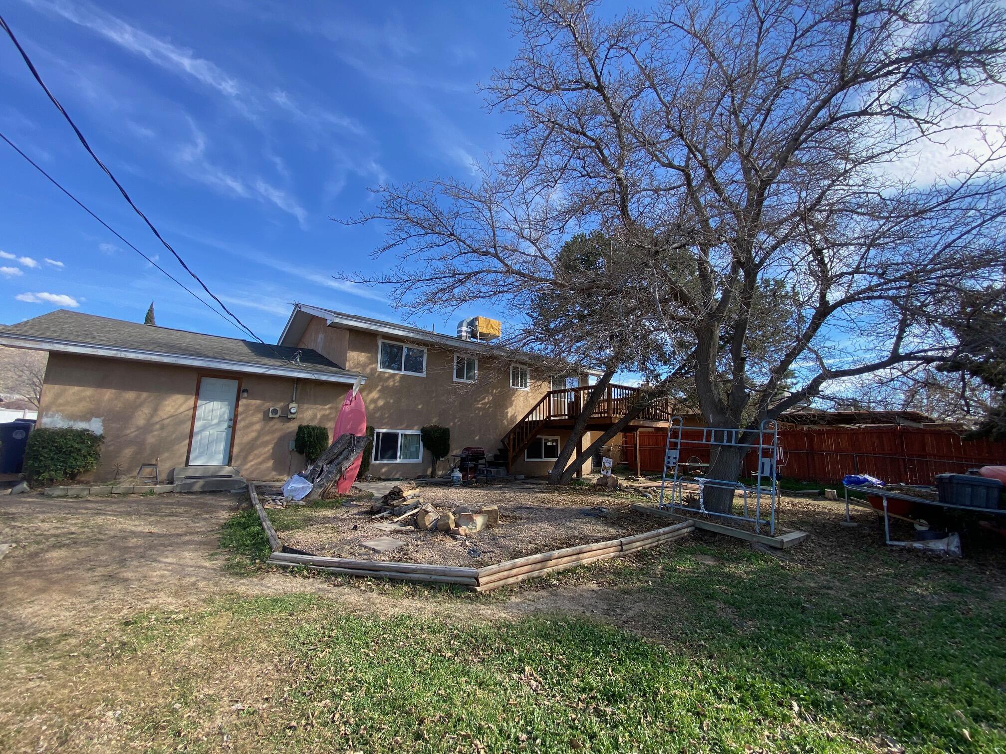 1921 Chelwood Park Boulevard NE