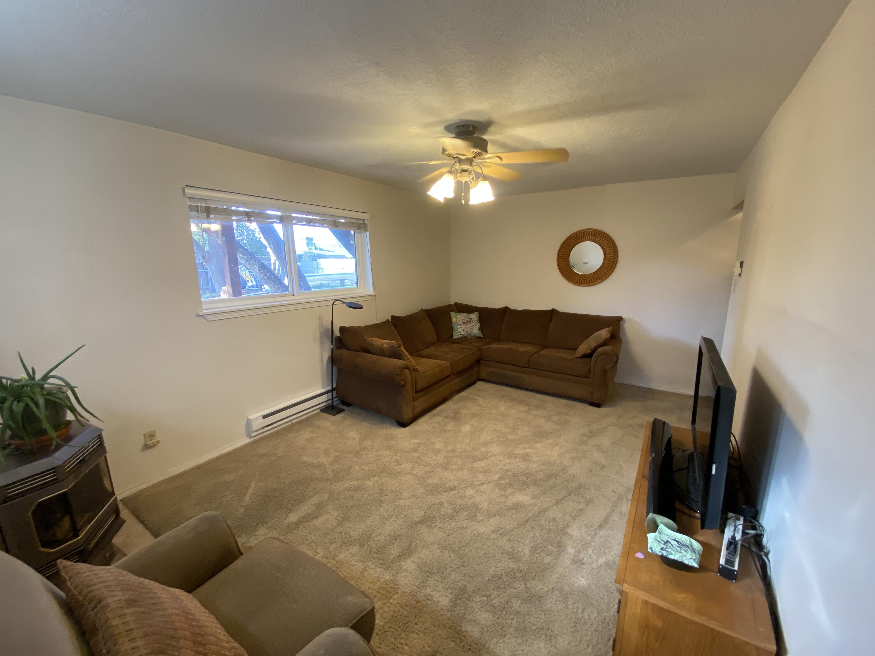 1921 Chelwood Park Boulevard NE