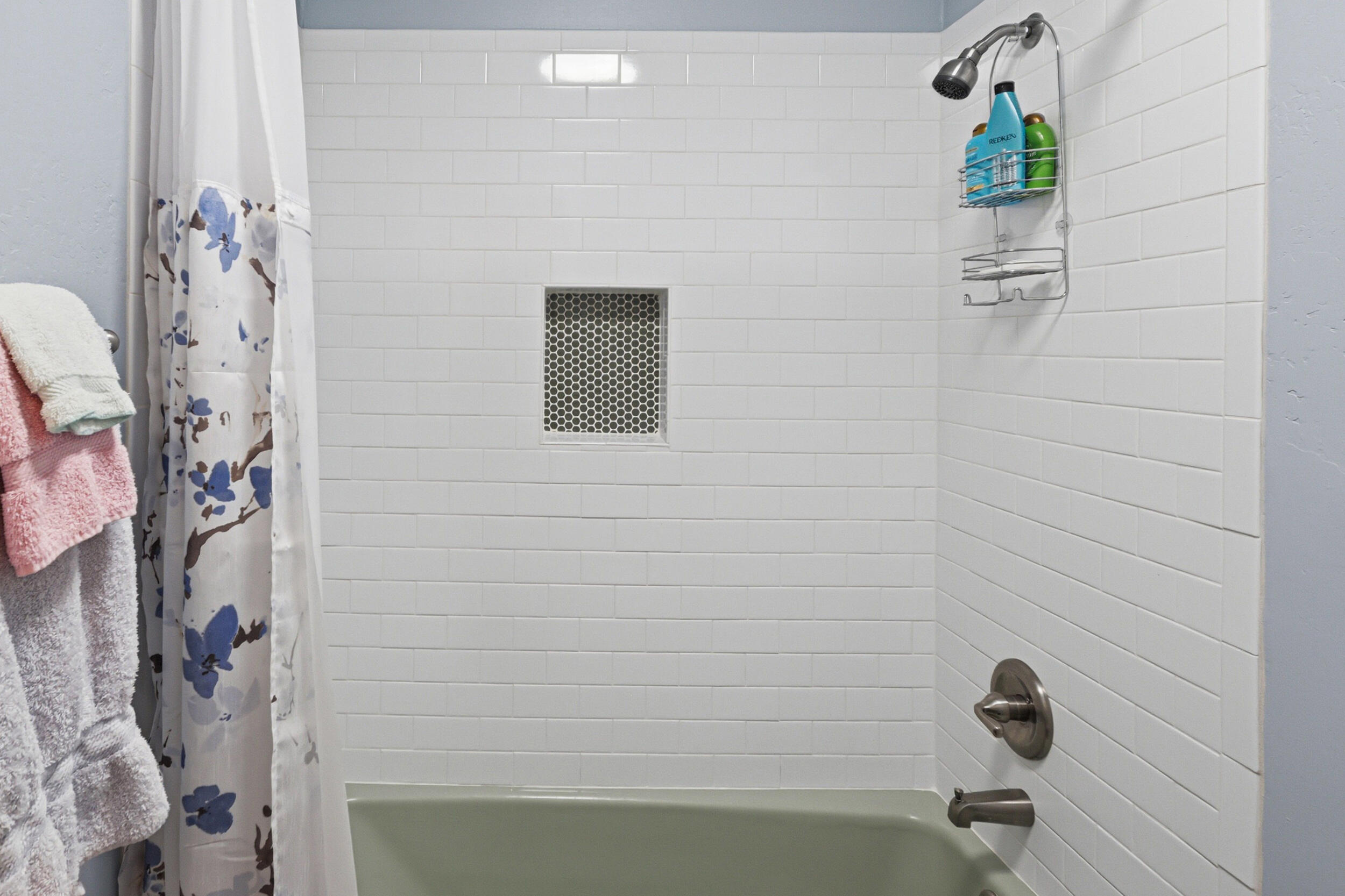 321 Hillandale Avenue