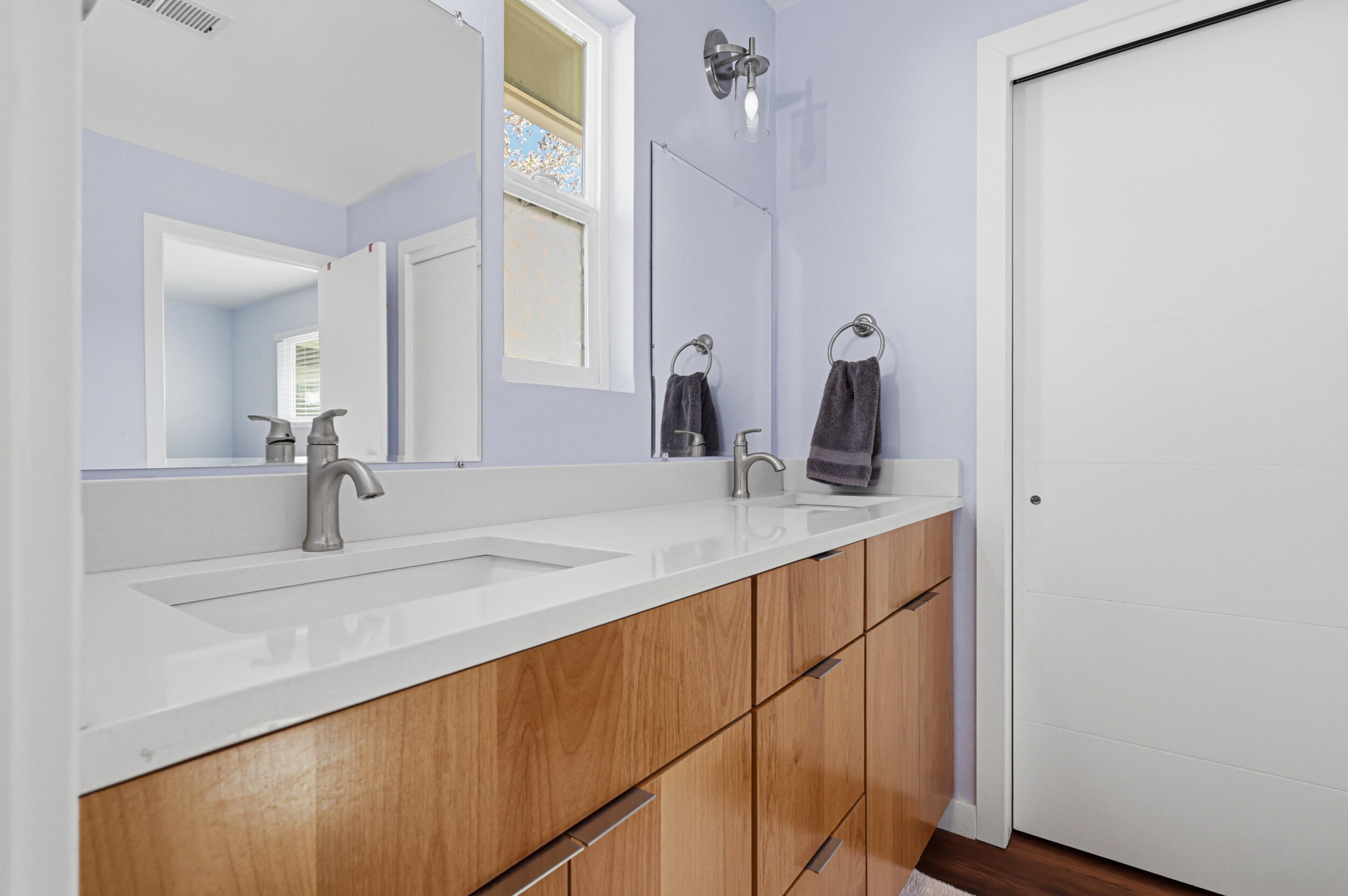 321 Hillandale Avenue