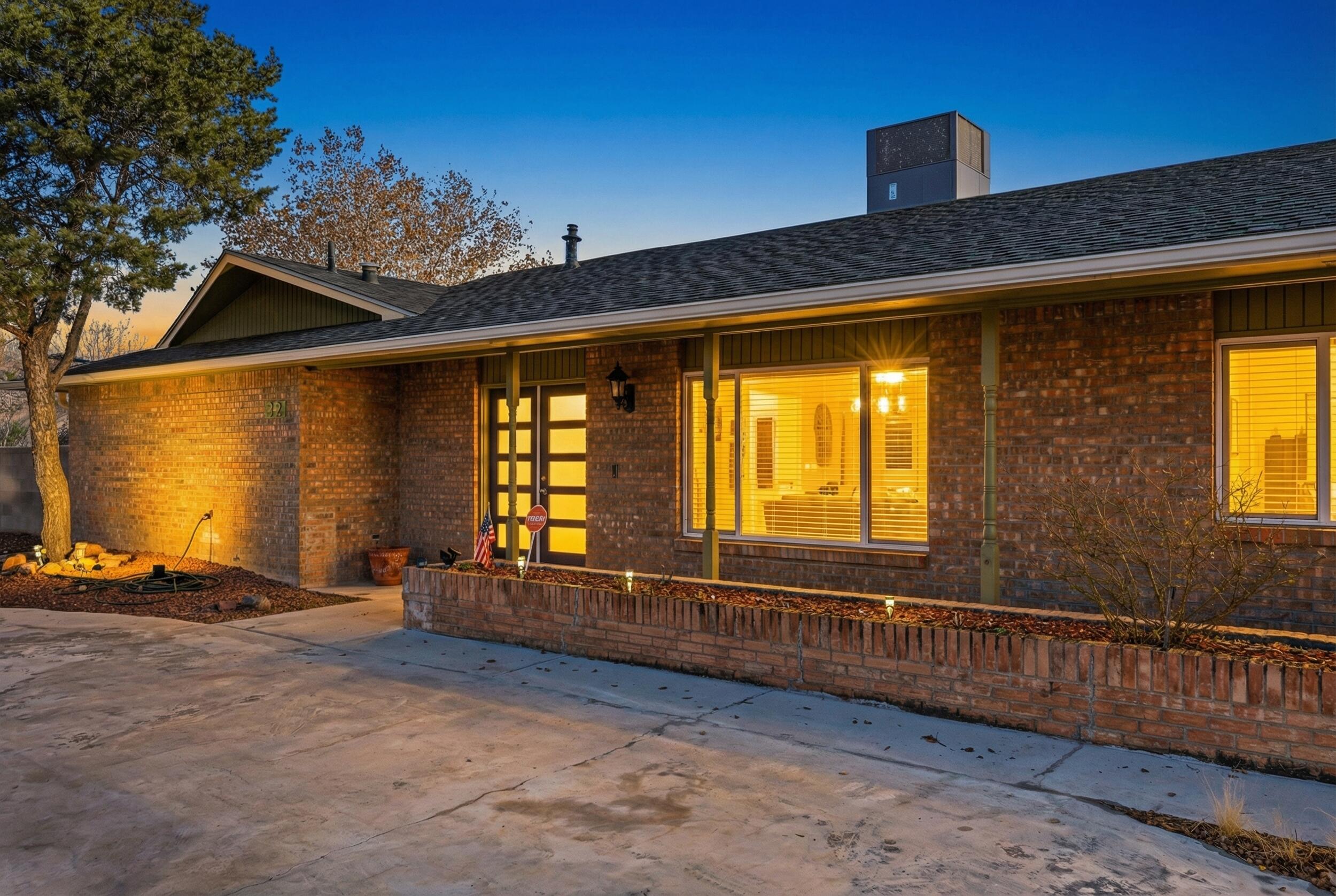 321 Hillandale Avenue