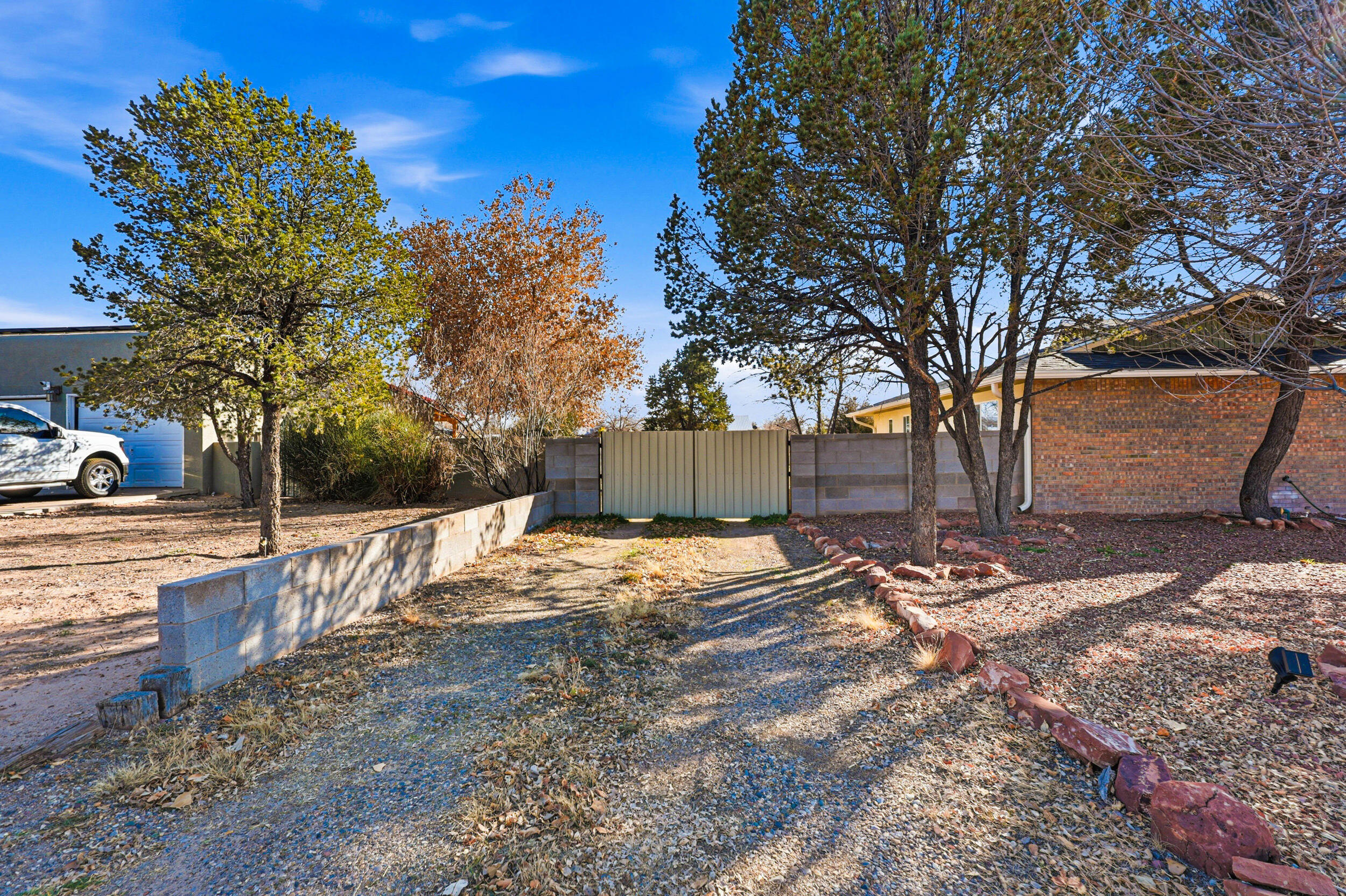 321 Hillandale Avenue