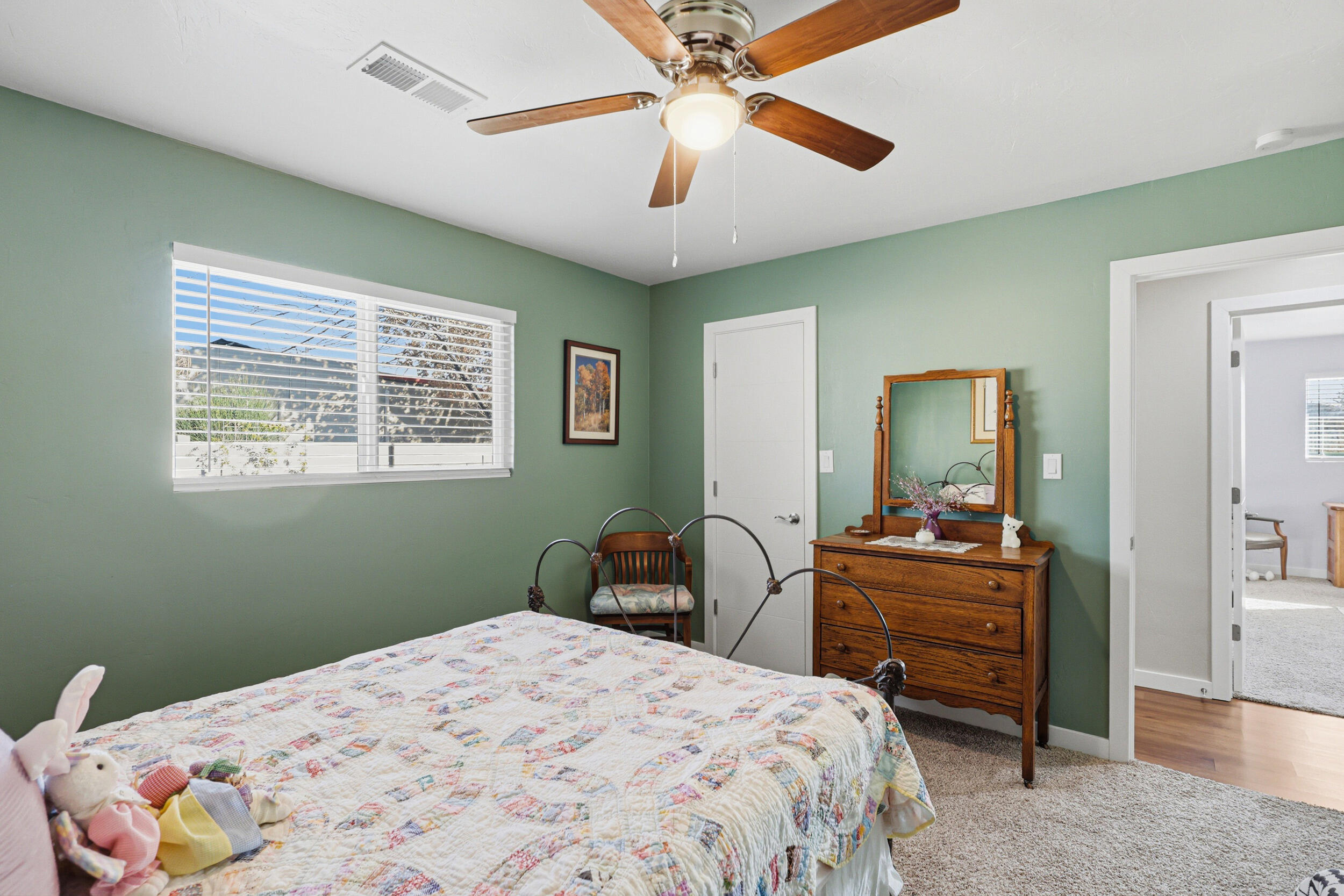 321 Hillandale Avenue