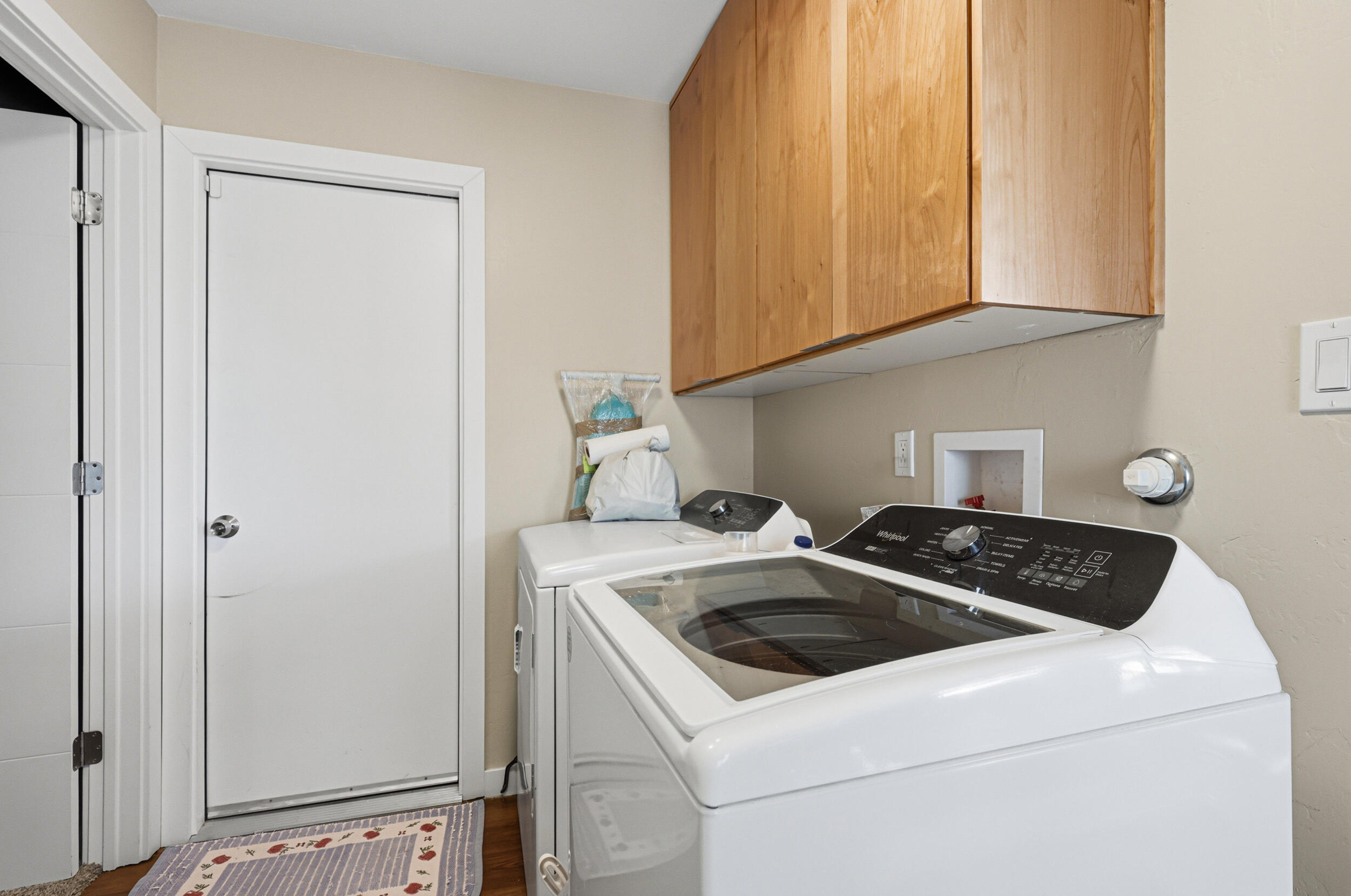 321 Hillandale Avenue