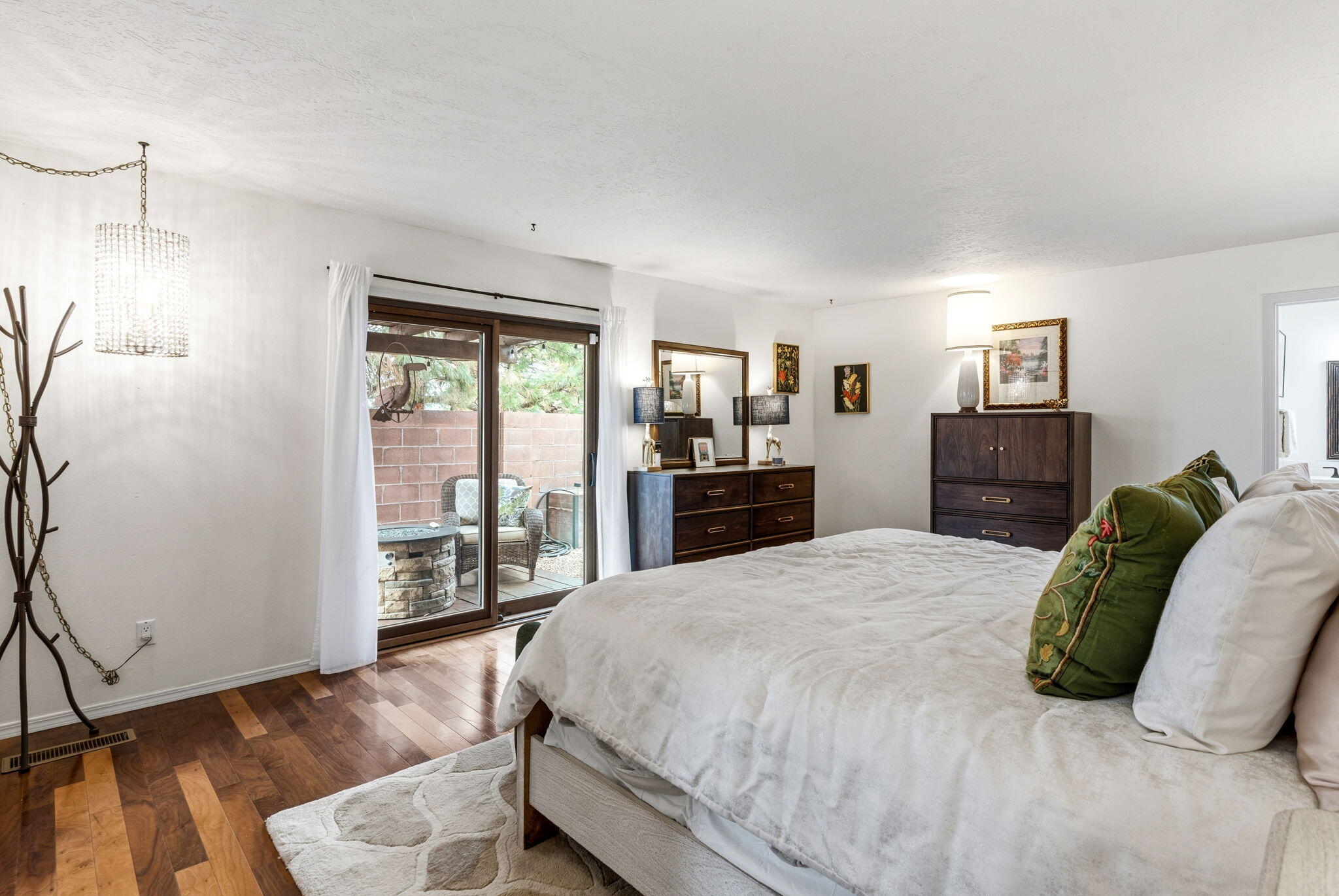 9700 Admiral Nimitz Avenue NE