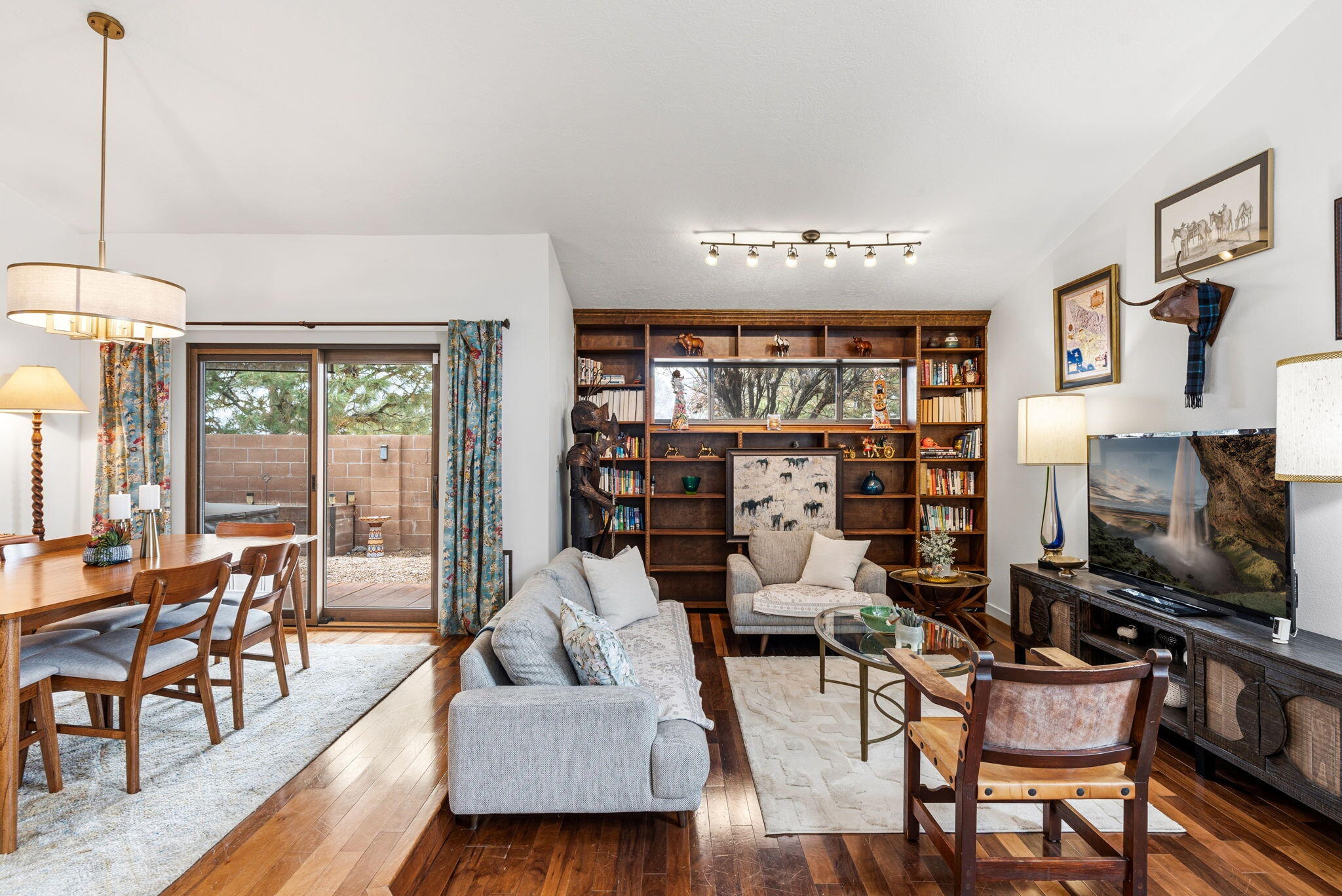 9700 Admiral Nimitz Avenue NE