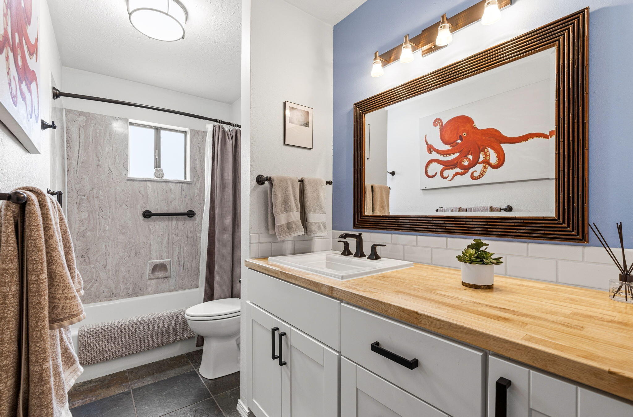 9700 Admiral Nimitz Avenue NE