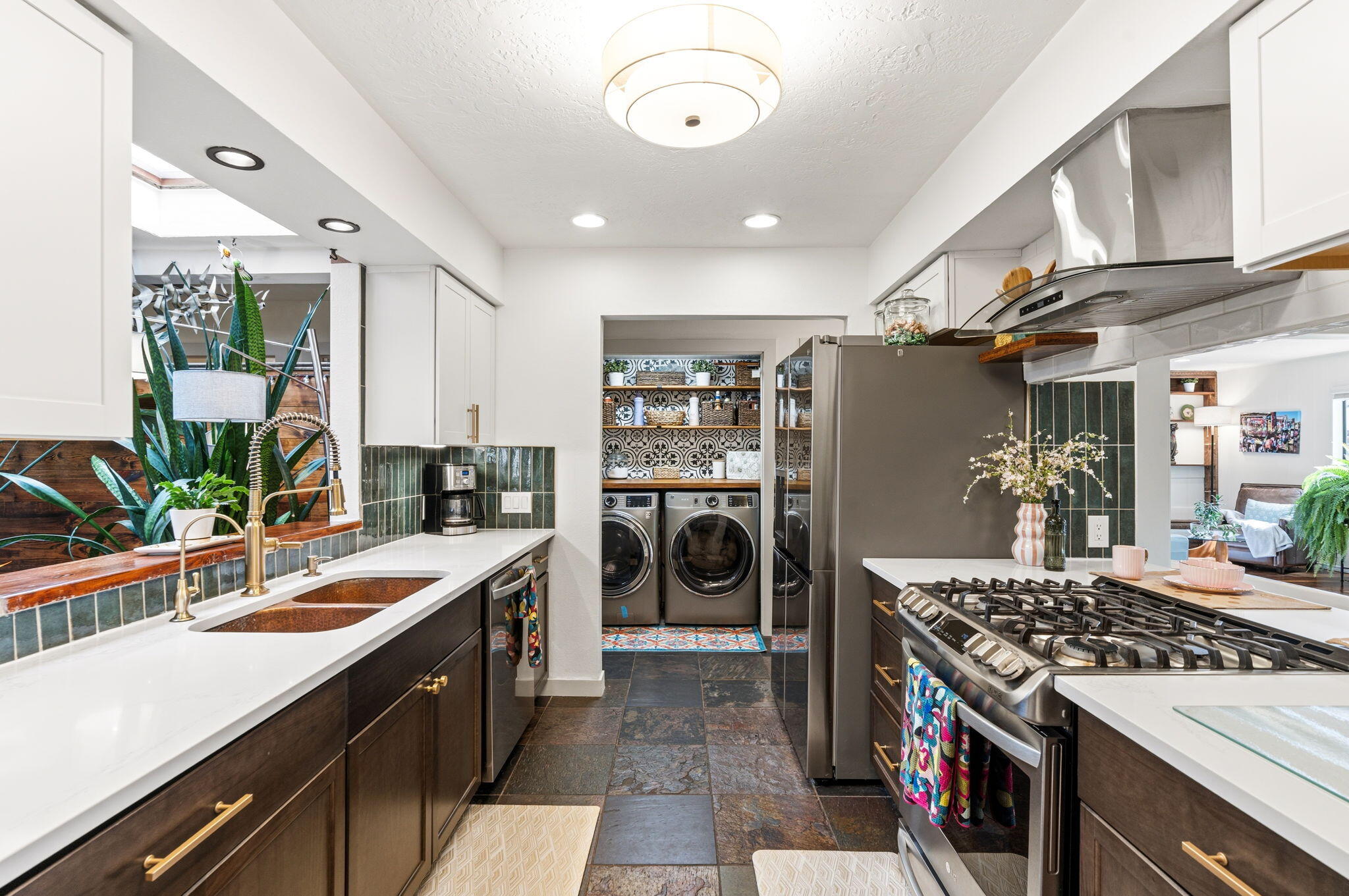 9700 Admiral Nimitz Avenue NE