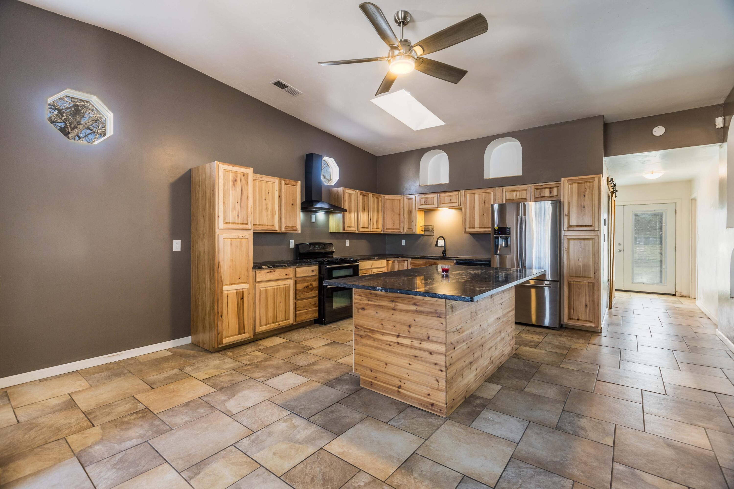 1048 Goff Boulevard SW