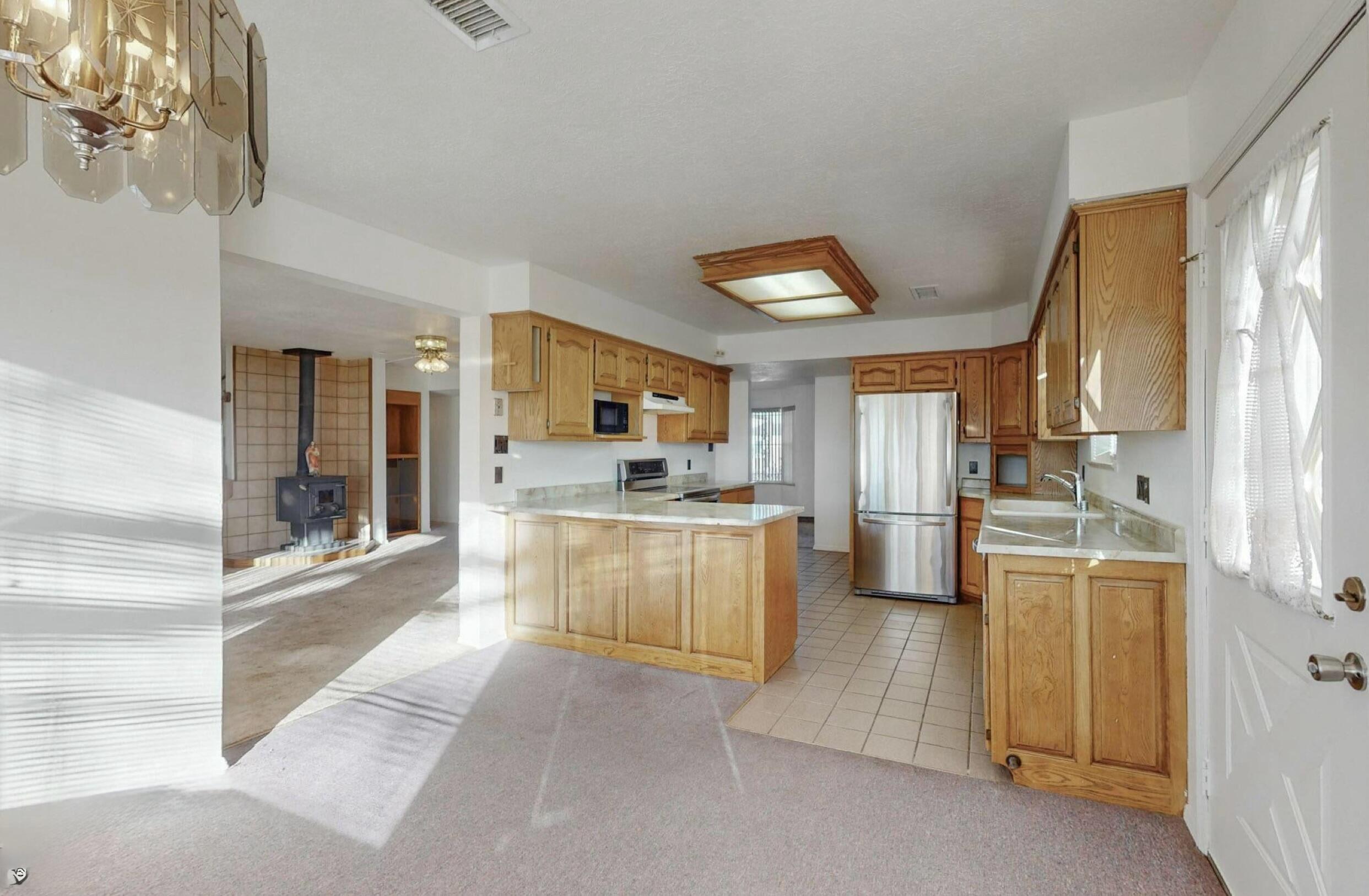 921 Romadora Lane SW