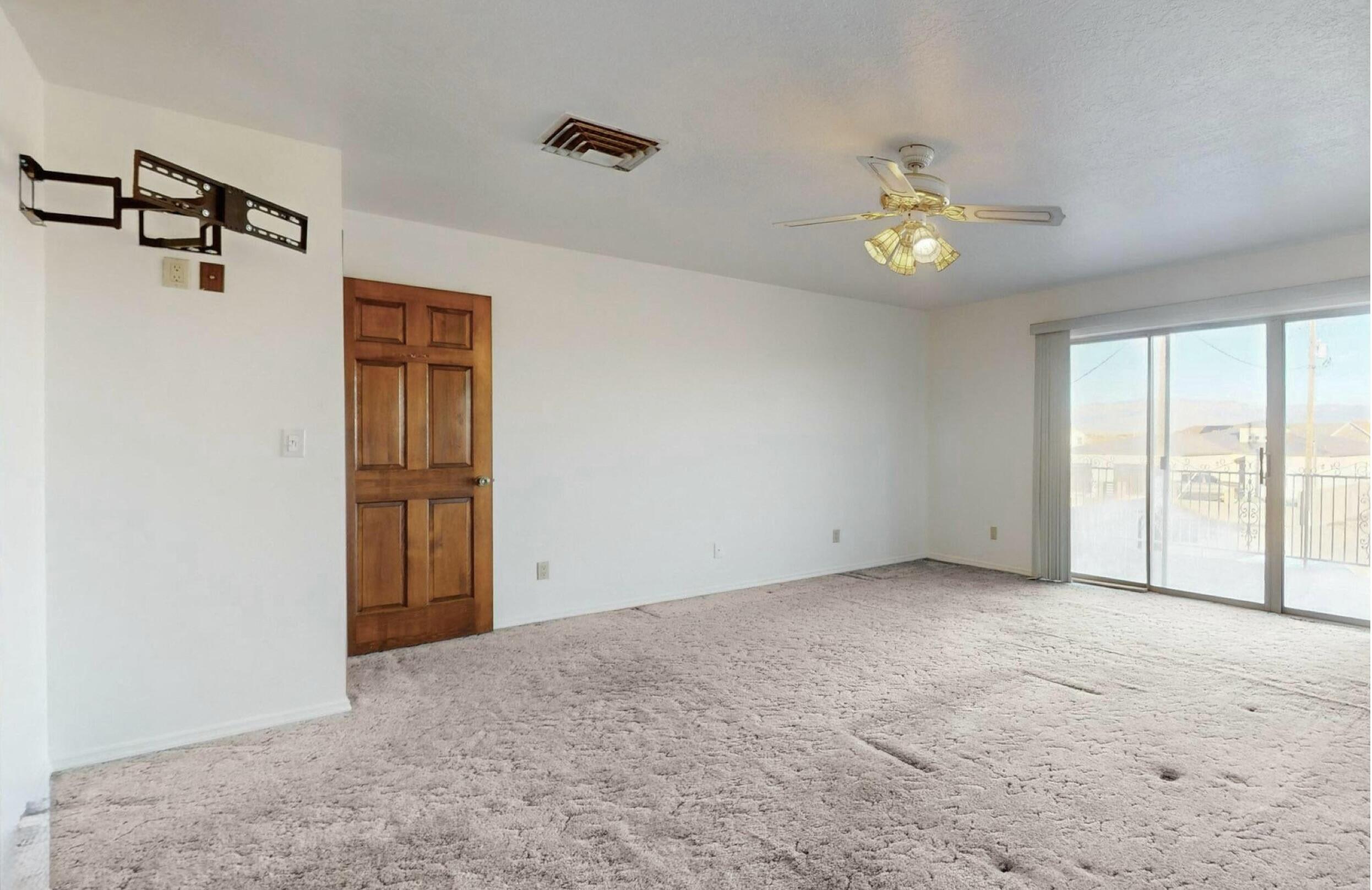 921 Romadora Lane SW