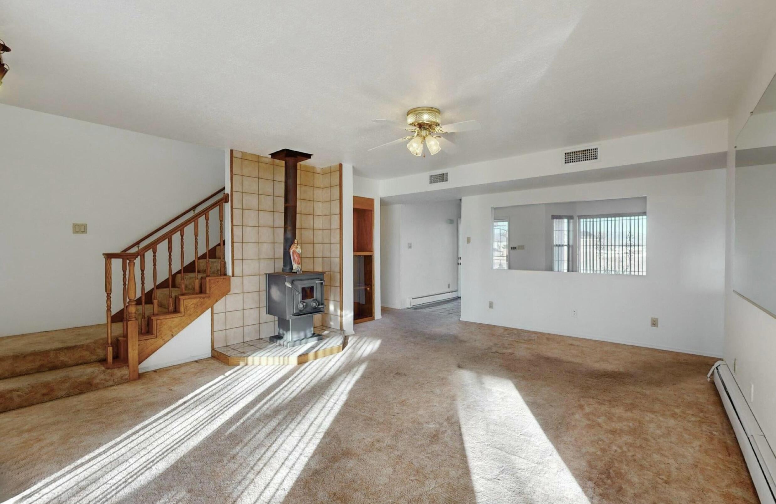 921 Romadora Lane SW