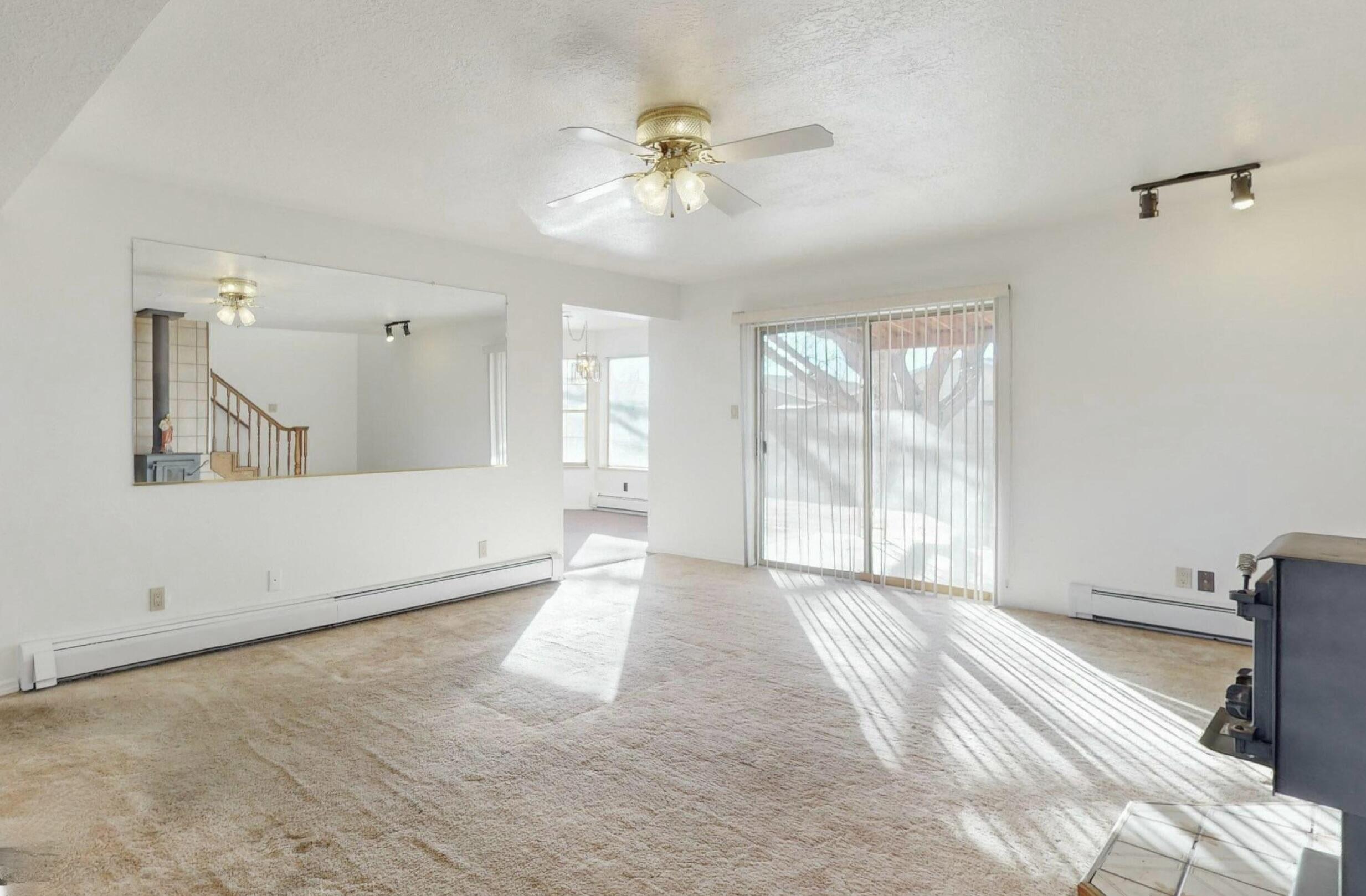 921 Romadora Lane SW