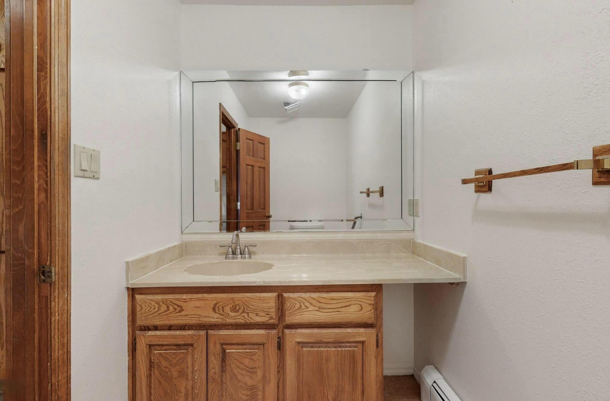 921 Romadora Lane SW