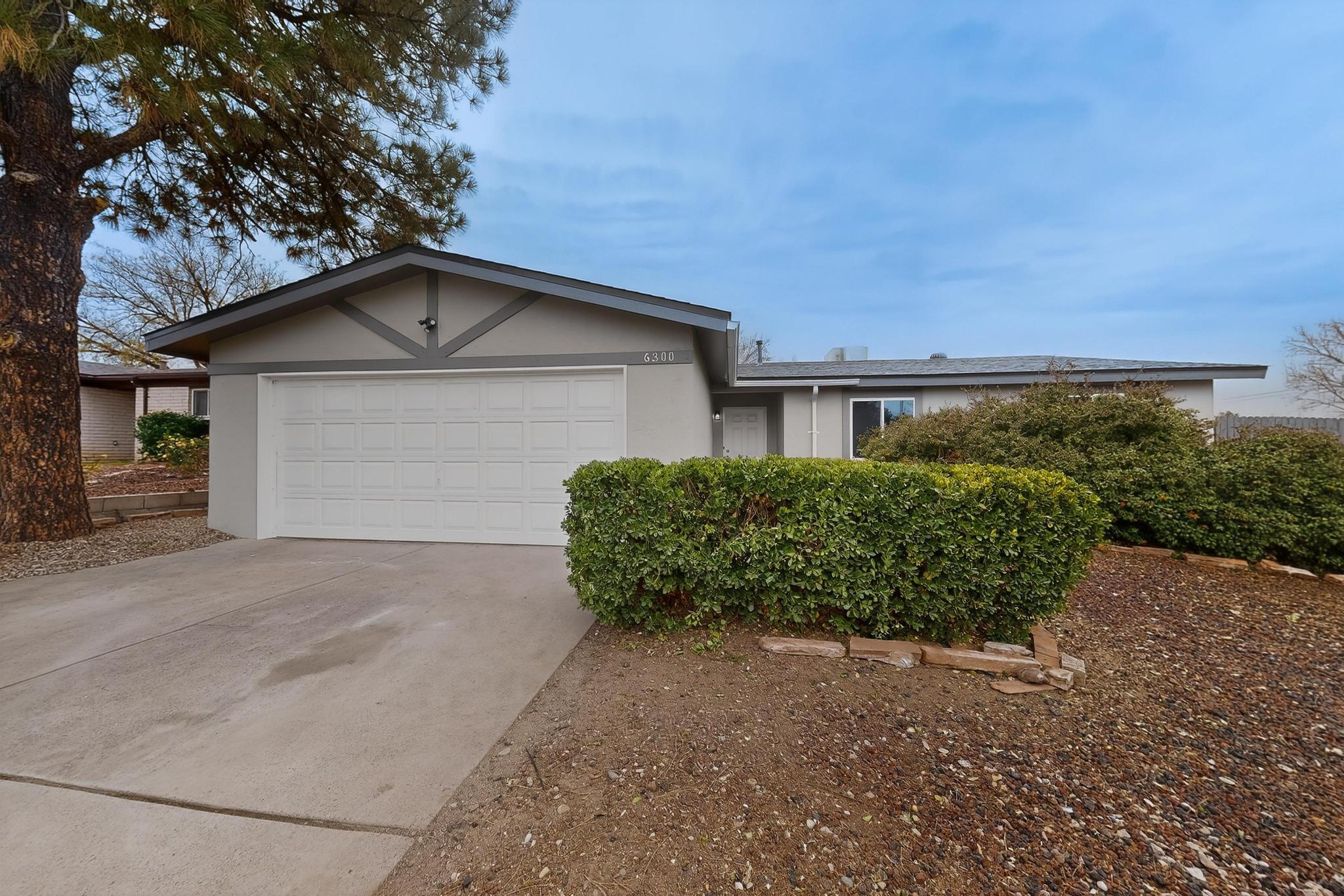 6300 Barnhart Court NE