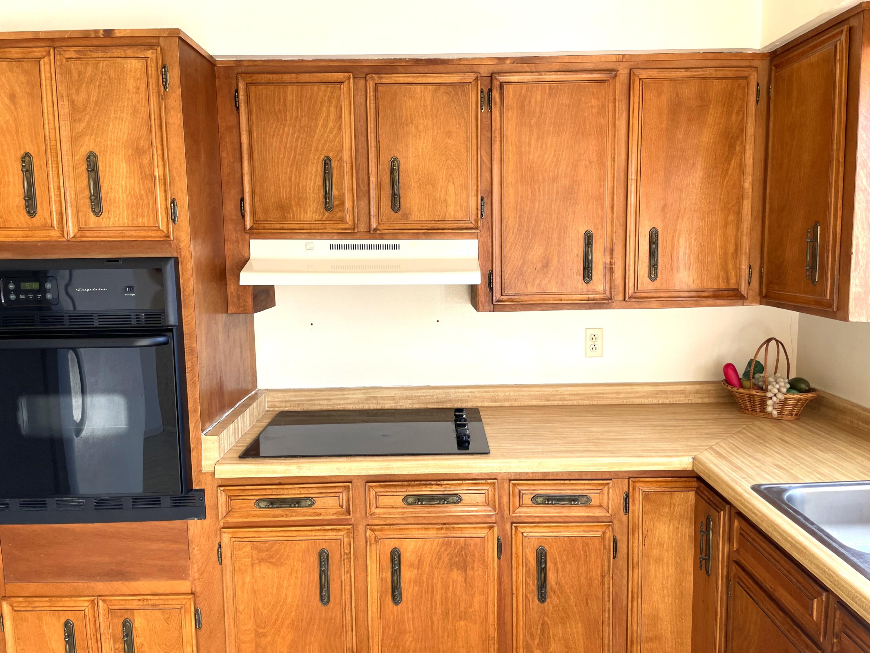 1900 Shari Vista Road SW