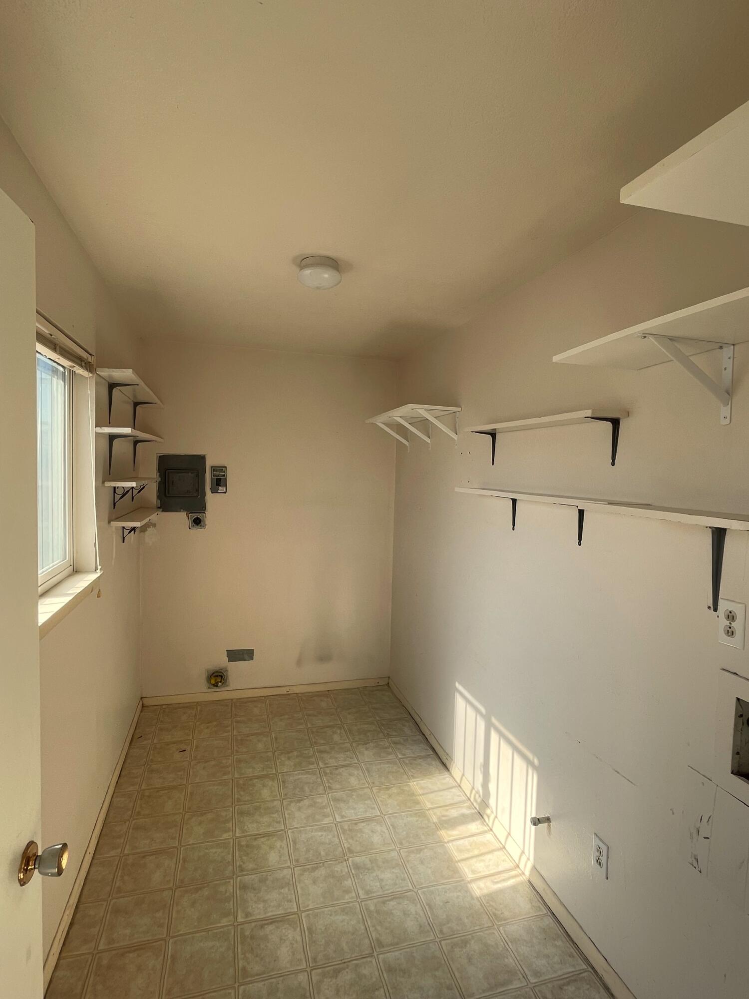 1900 Shari Vista Road SW