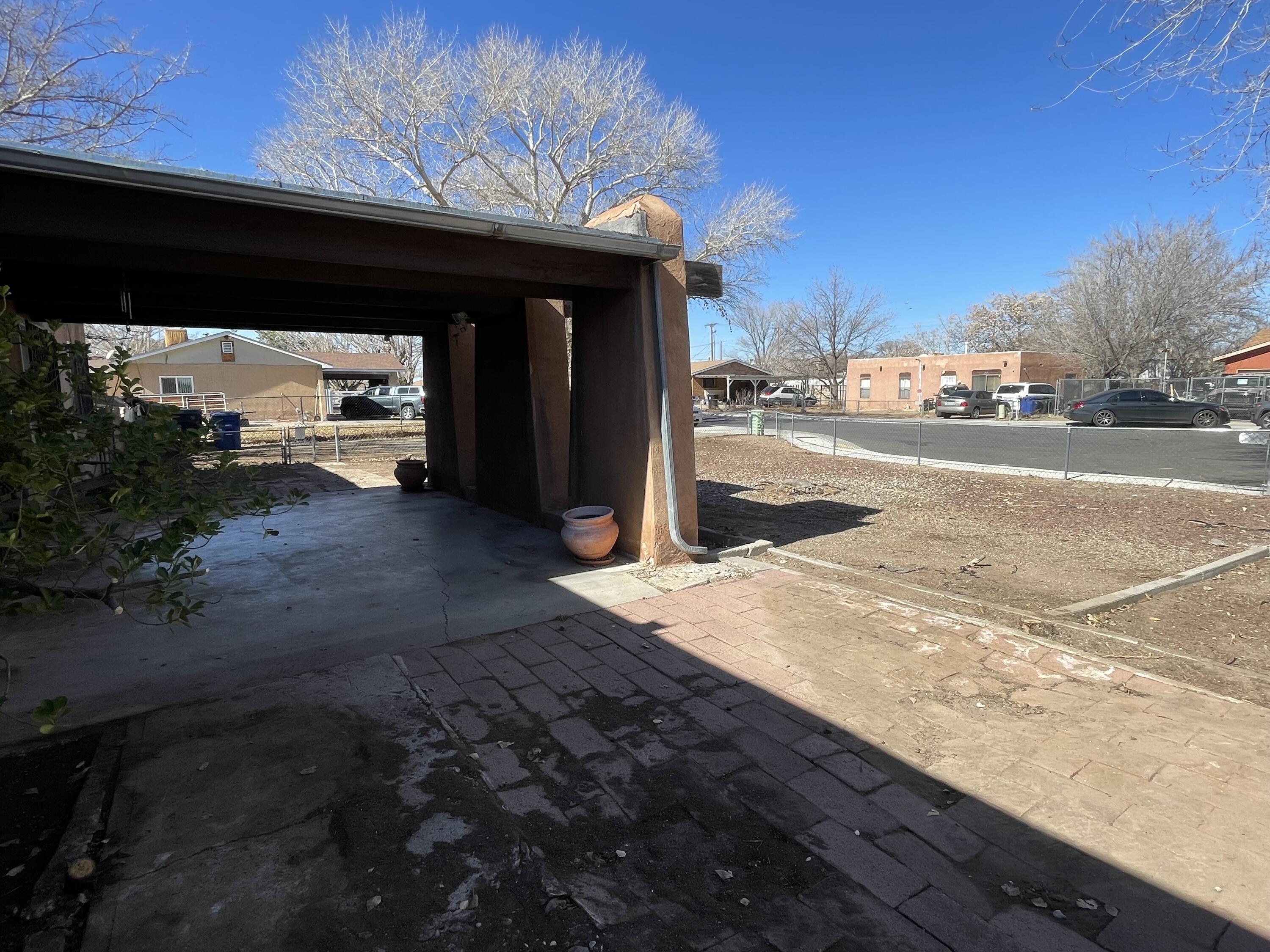 1900 Shari Vista Road SW