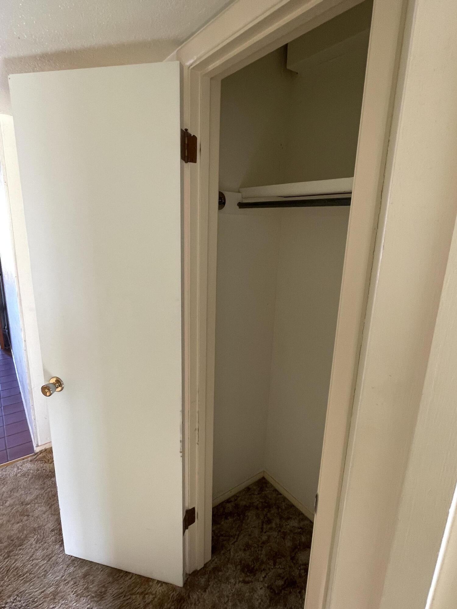 1900 Shari Vista Road SW