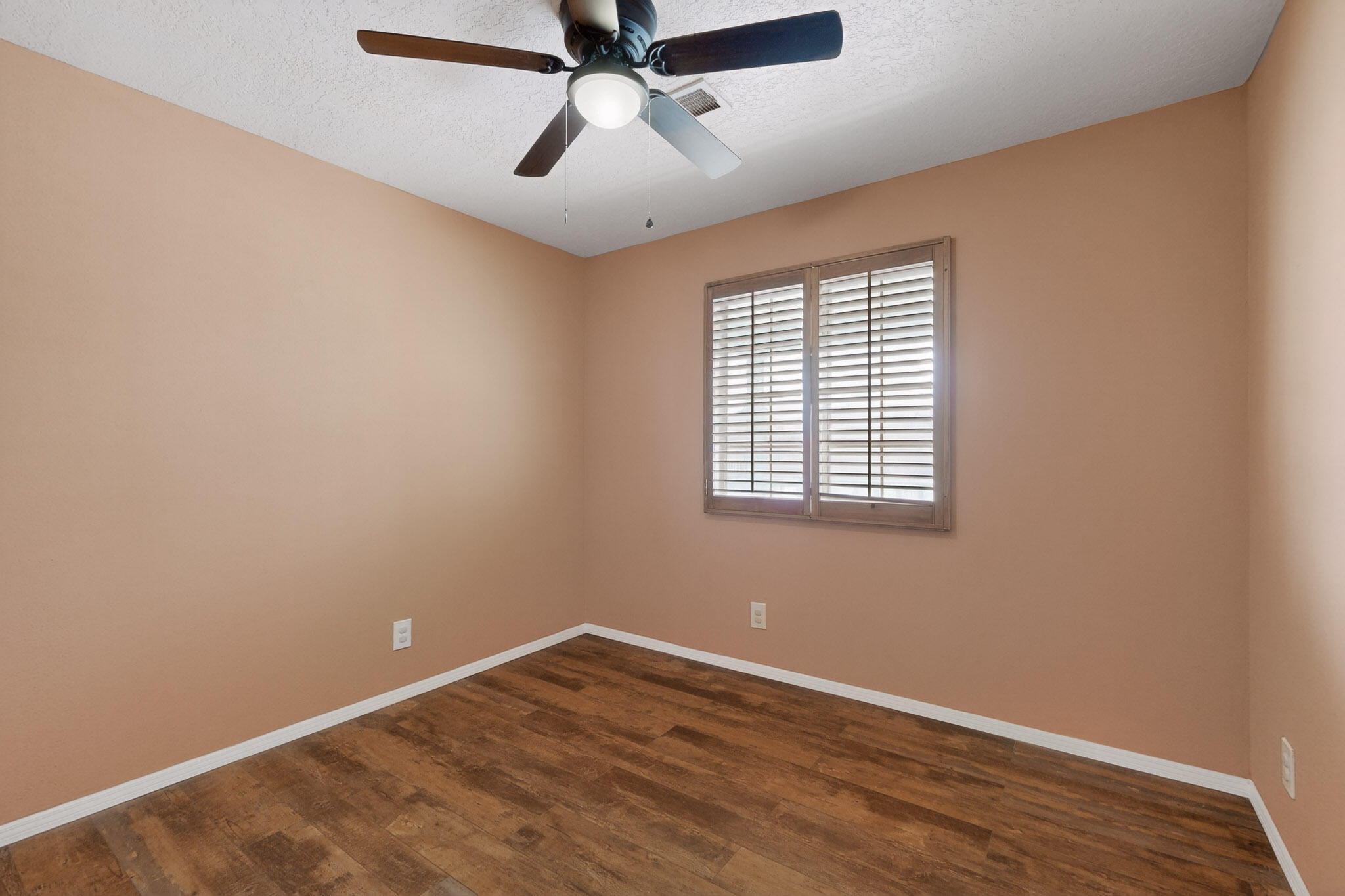 7417 Mackenzie Drive NE