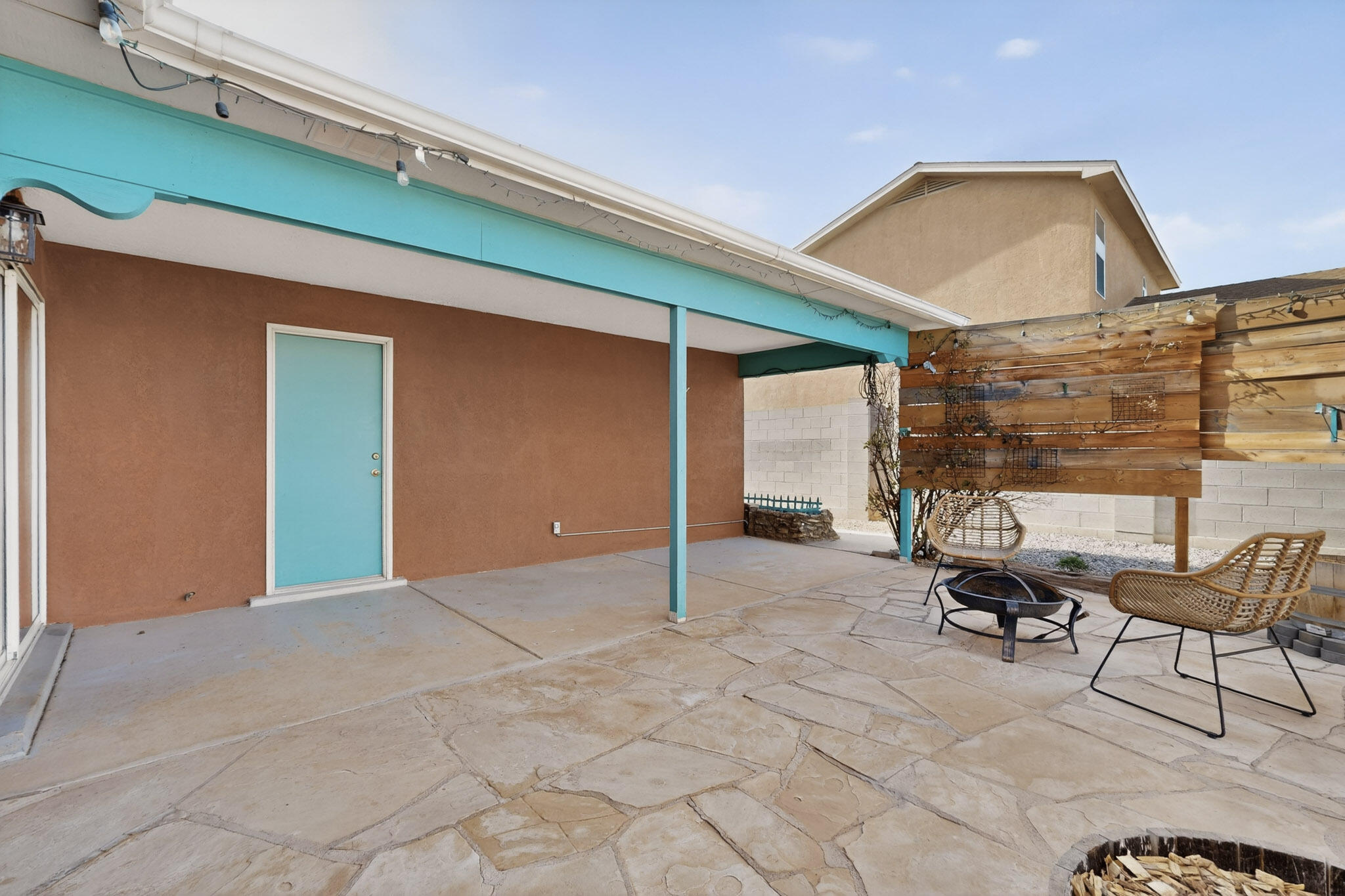 7417 Mackenzie Drive NE