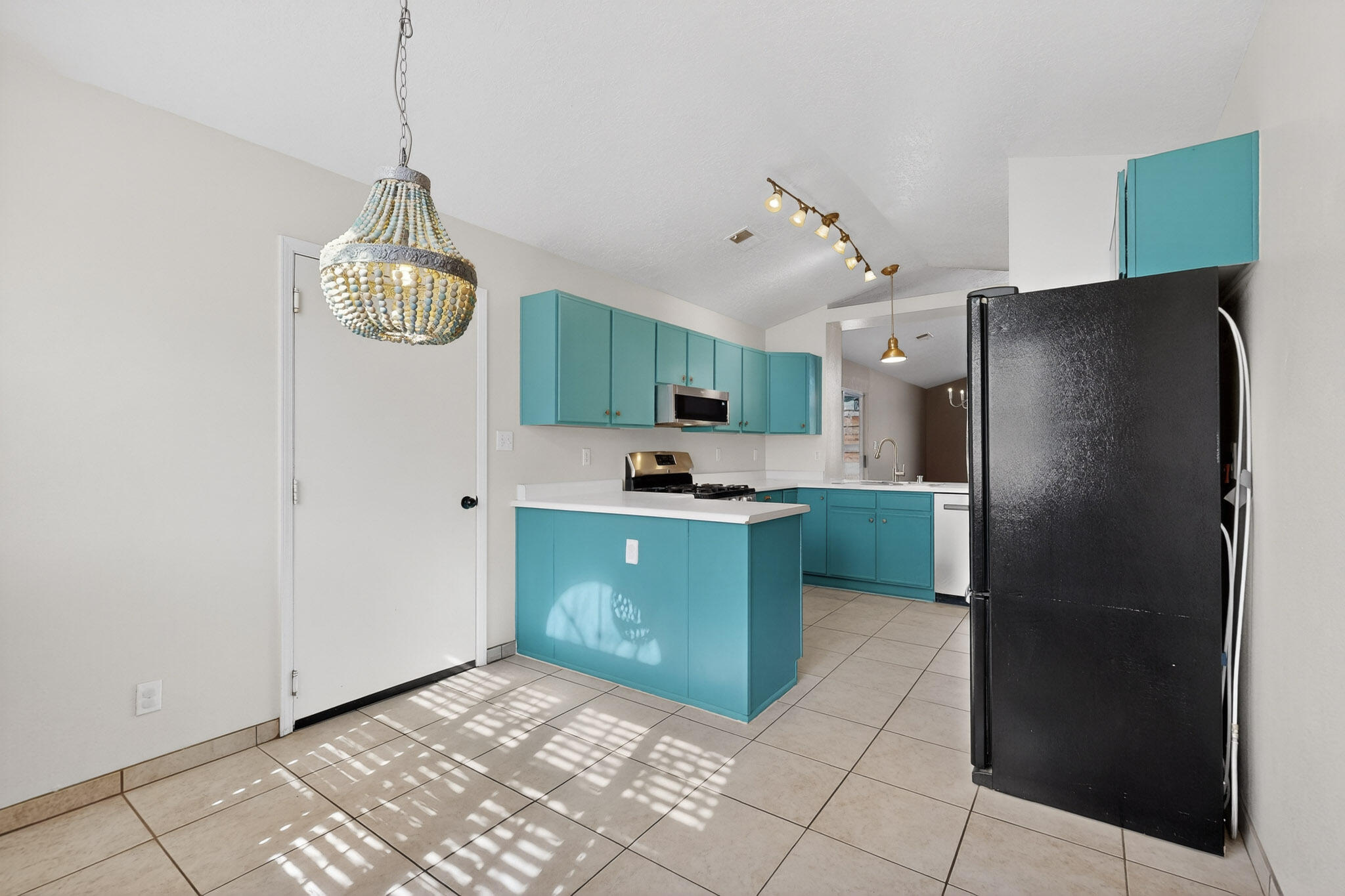 7417 Mackenzie Drive NE