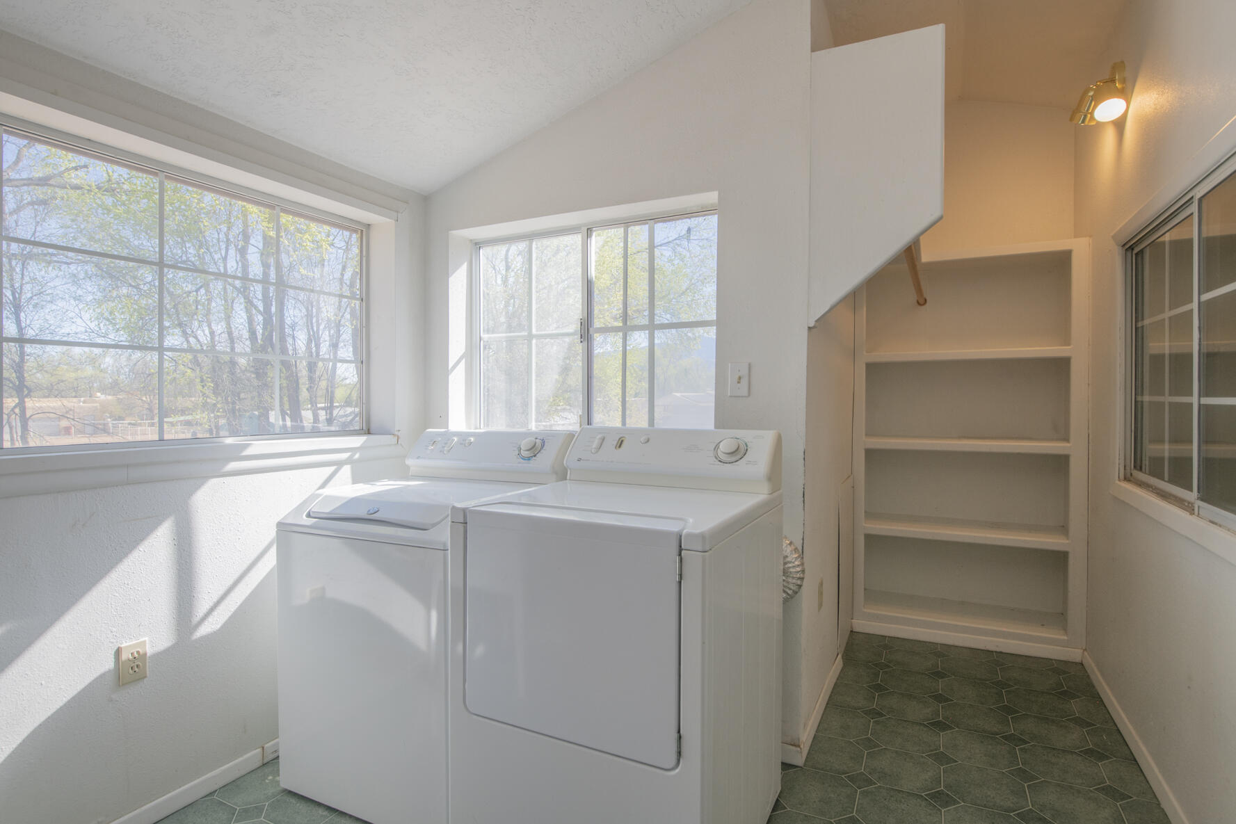 350 Applewood Road