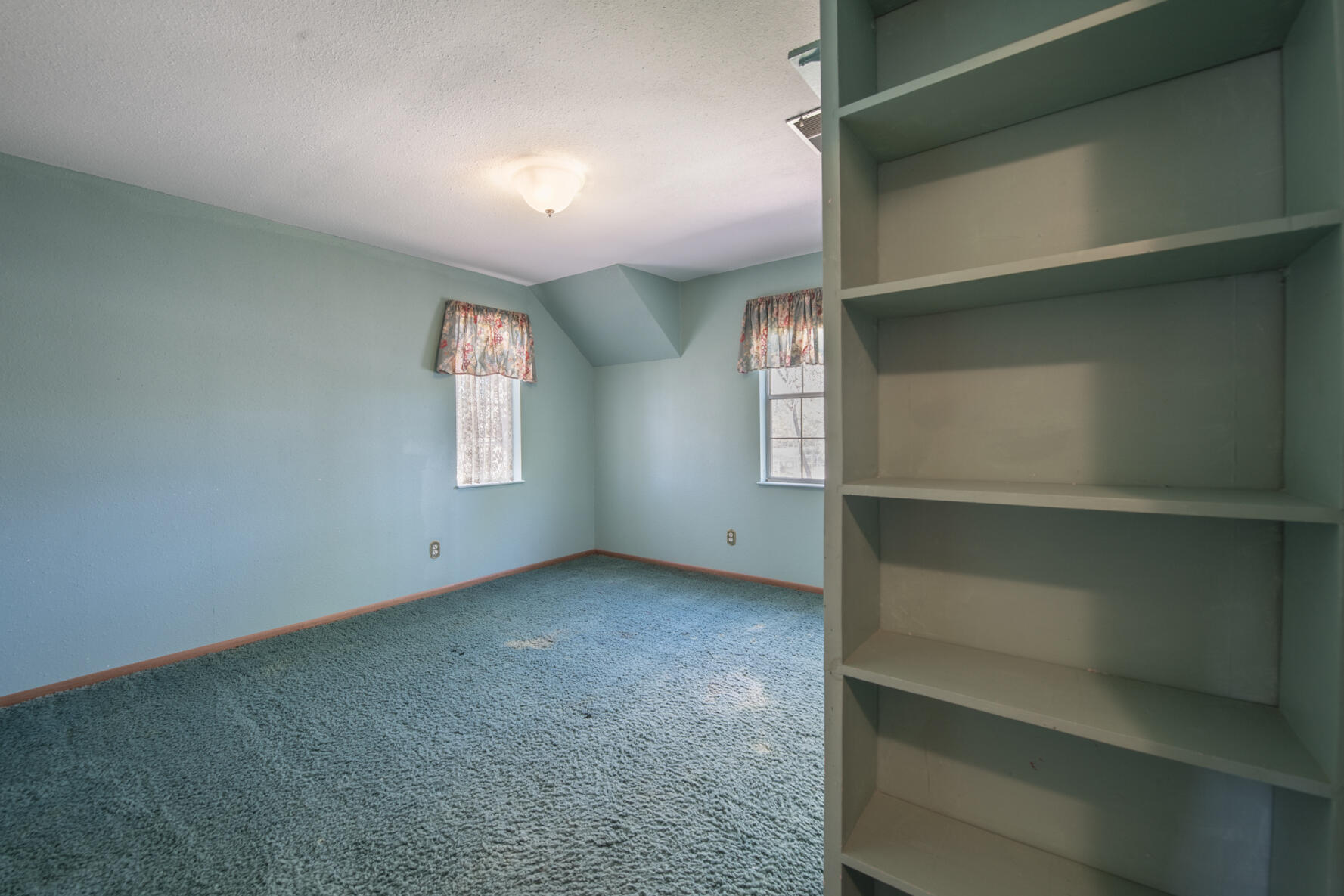 350 Applewood Road