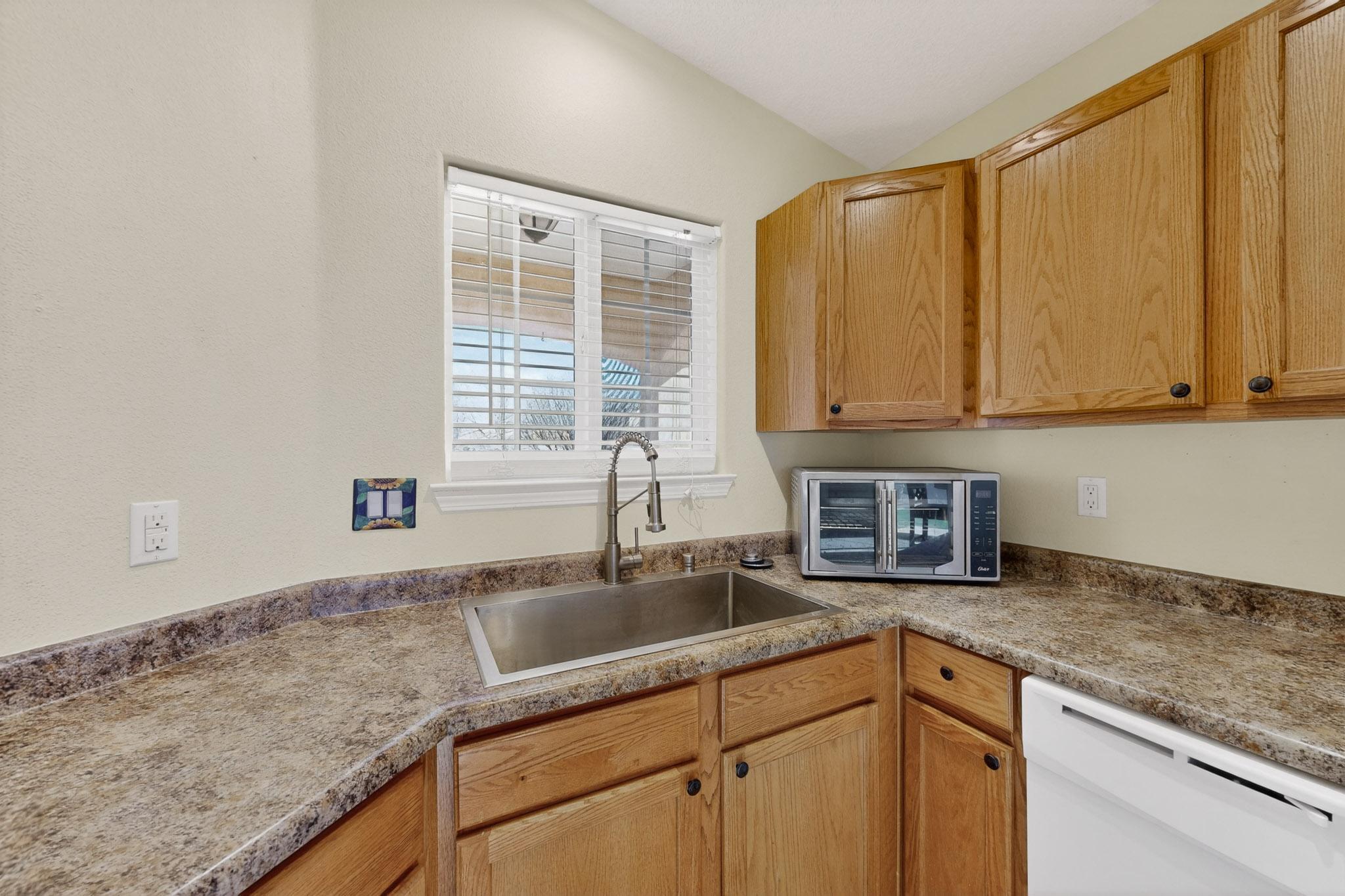 3853 Oasis Springs Road NE