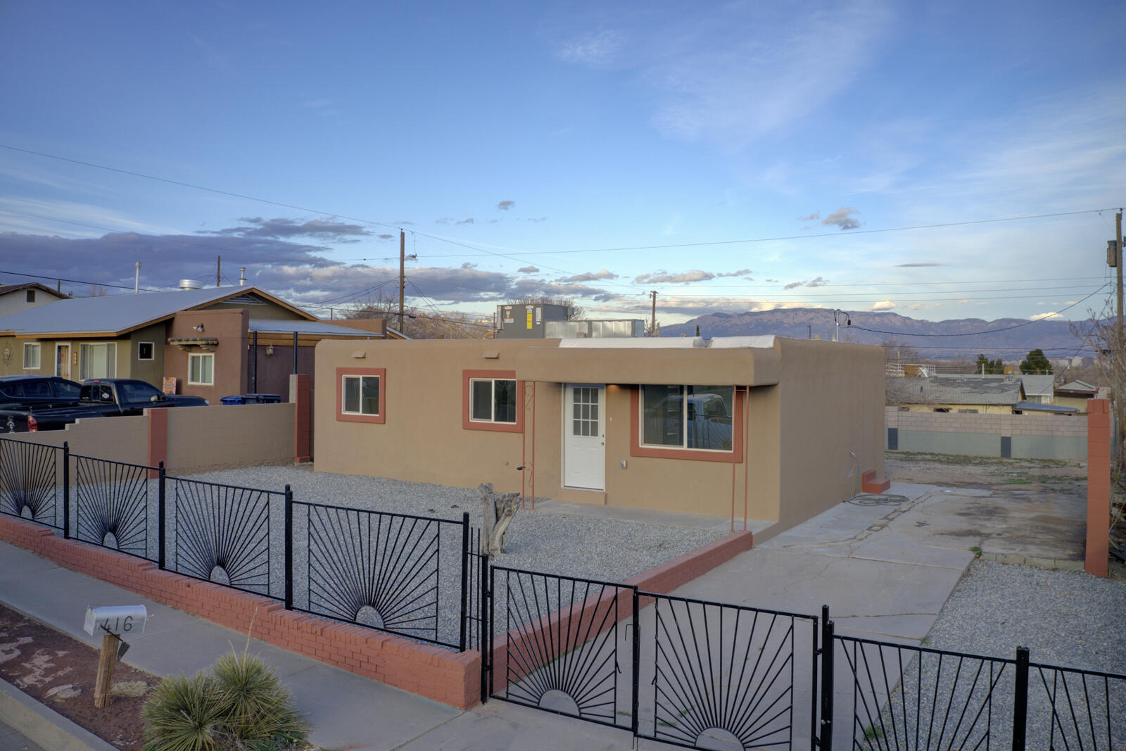 416 68th Street SW