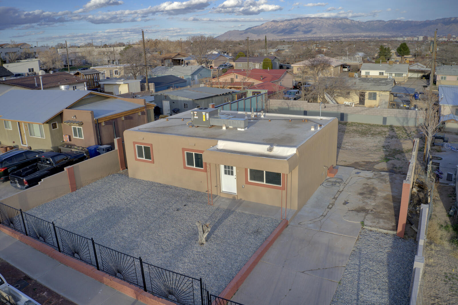 416 68th Street SW