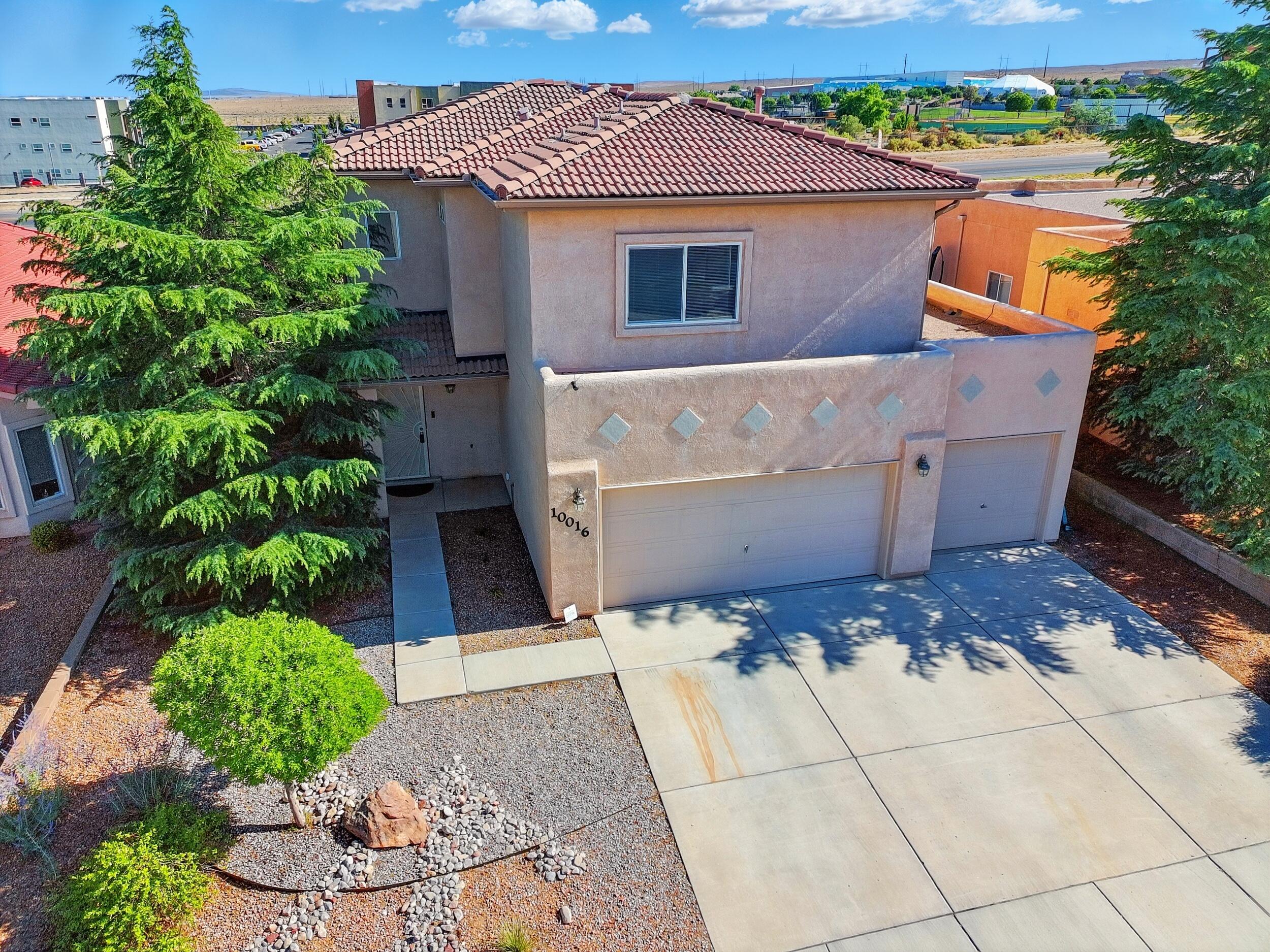 10016 Rio Canon Avenue SW