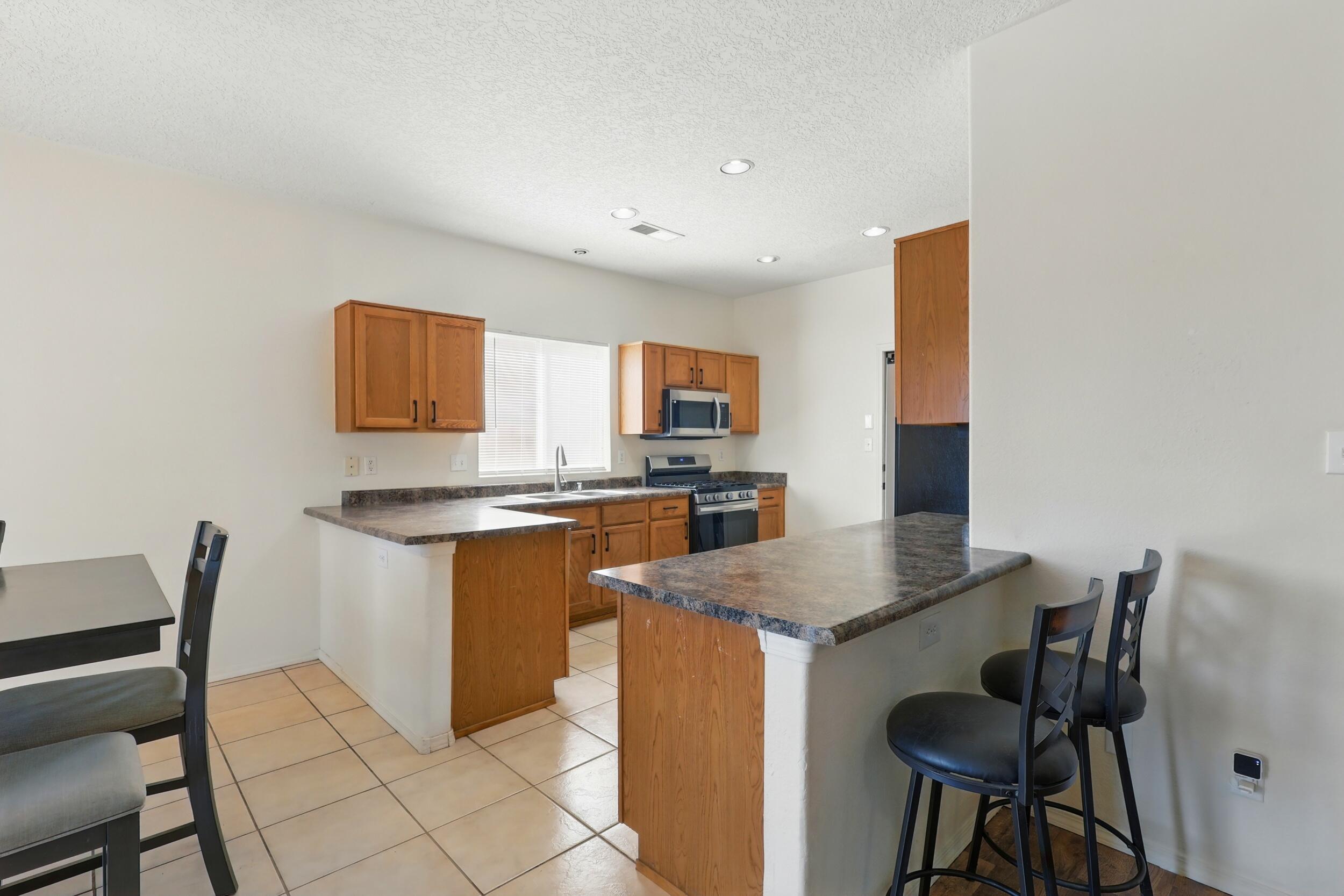 10016 Rio Canon Avenue SW