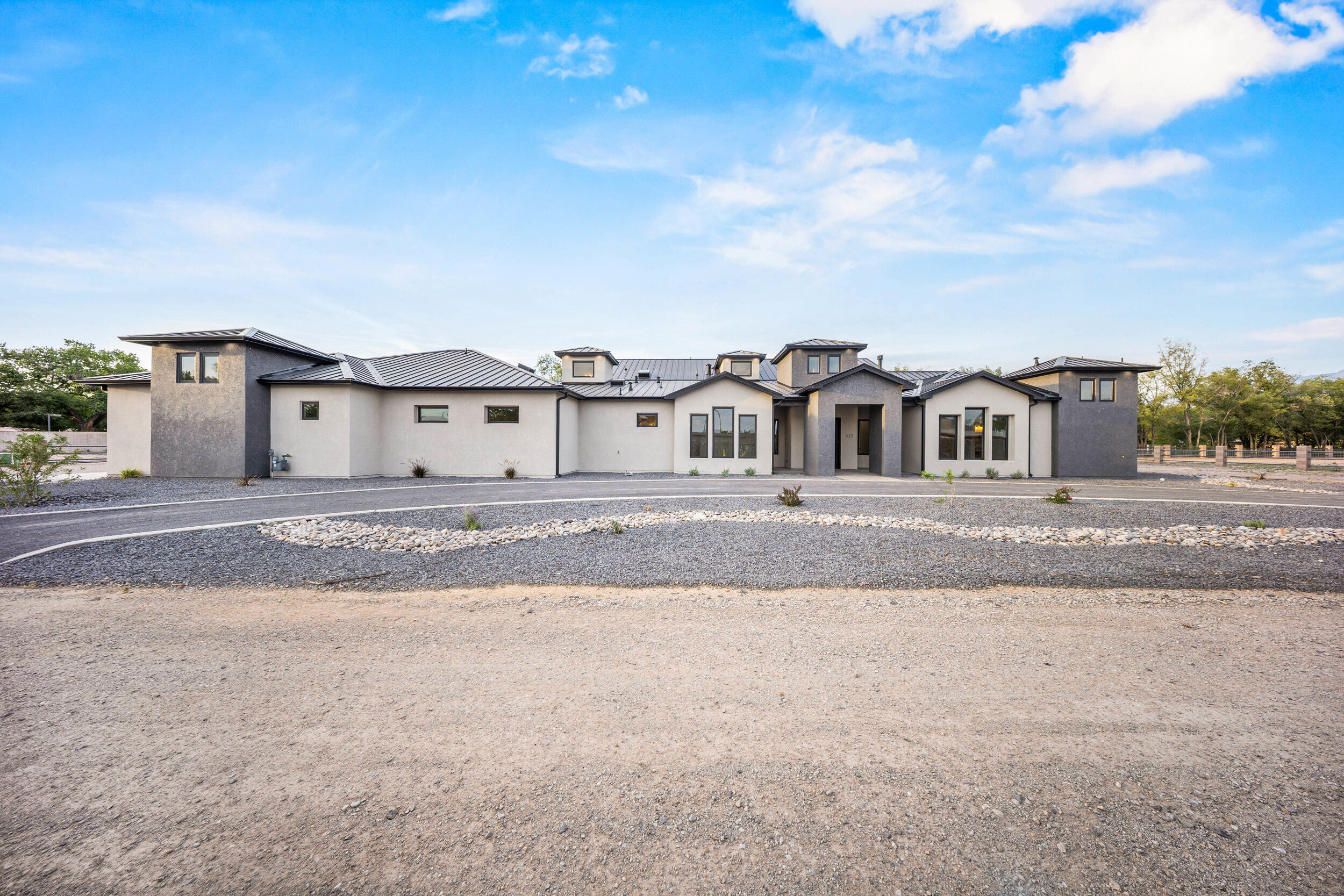 613 Valle Querido Court NW