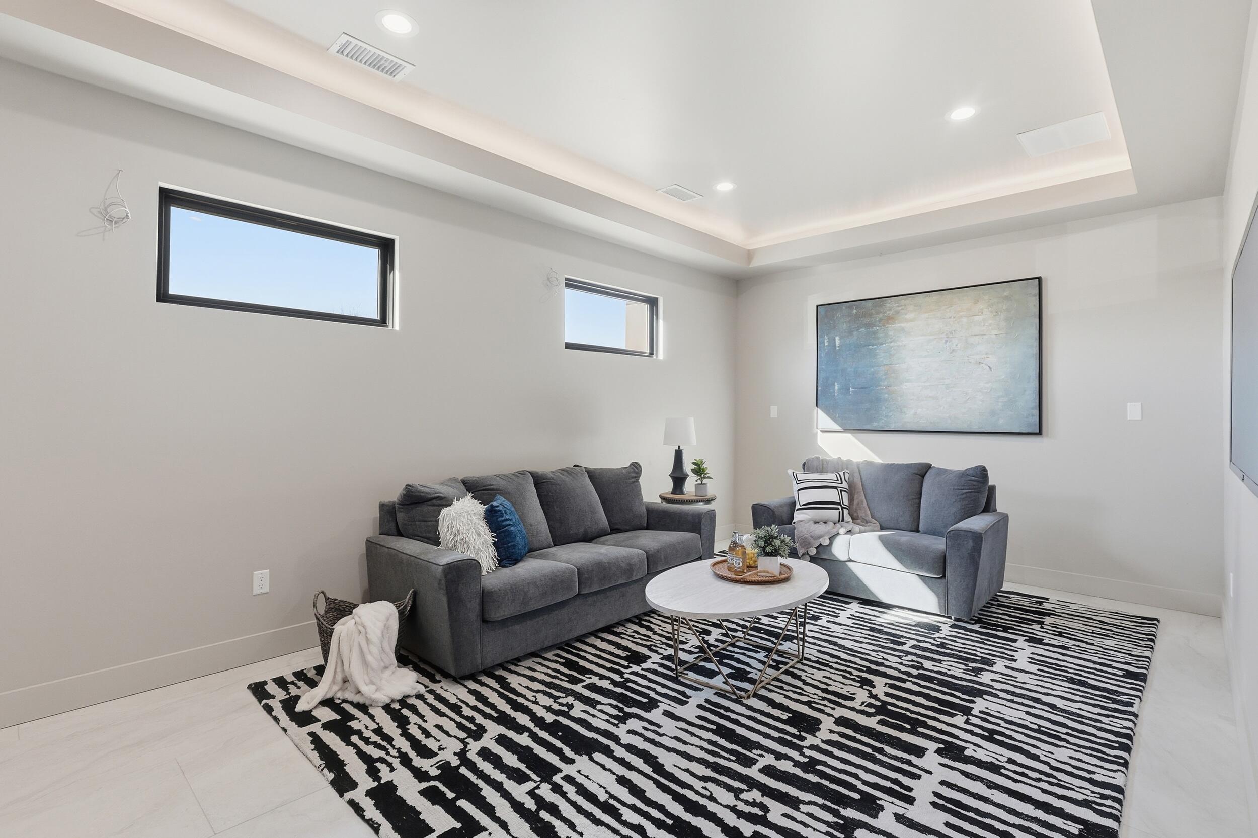 613 Valle Querido Court NW